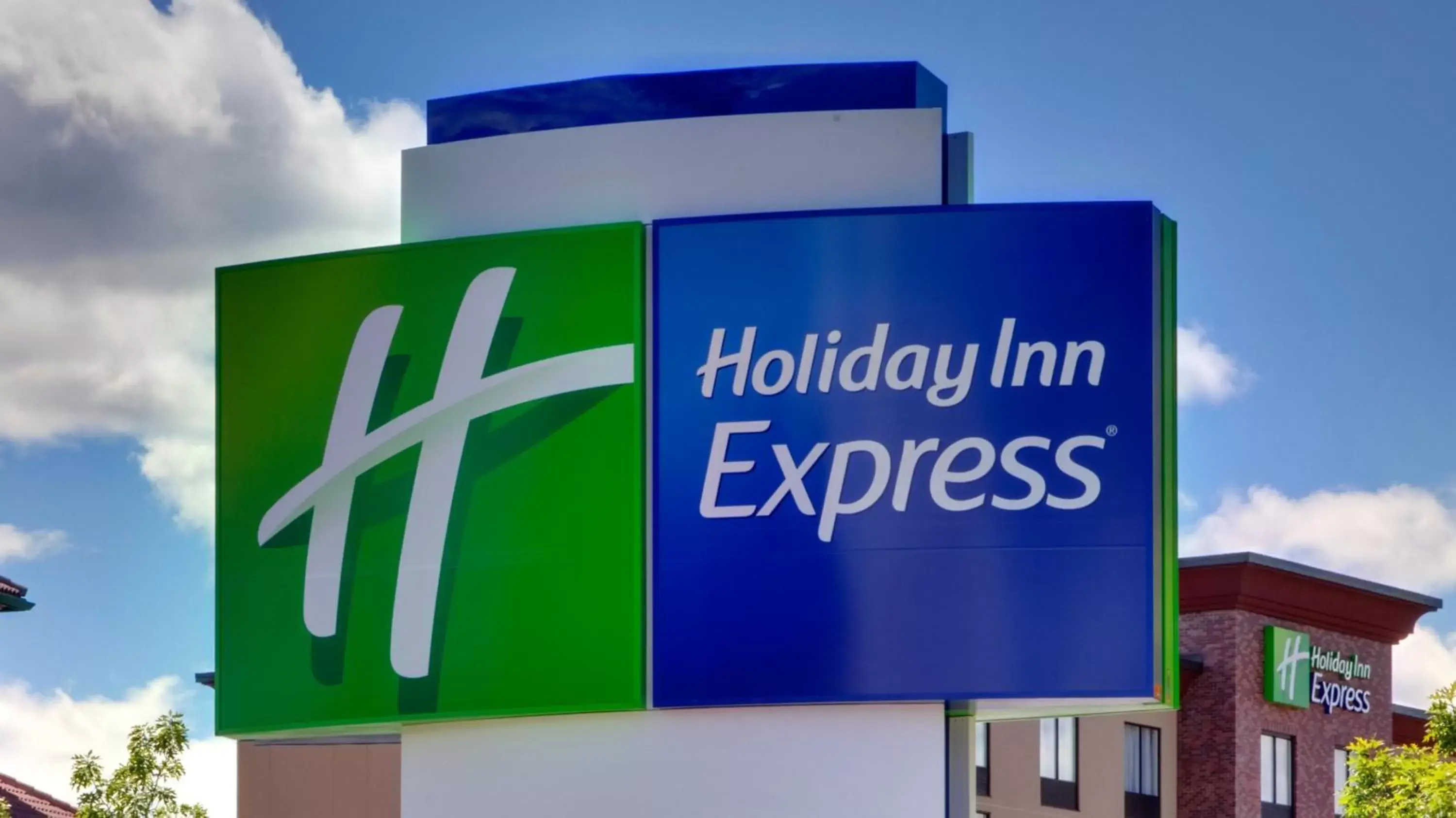 Property building in Holiday Inn Express Queensbury-Lake George Area, an IHG Hotel
