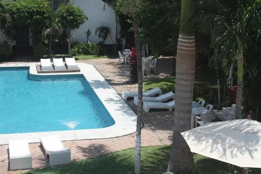 Swimming Pool in Hotel Olinalá Diamante