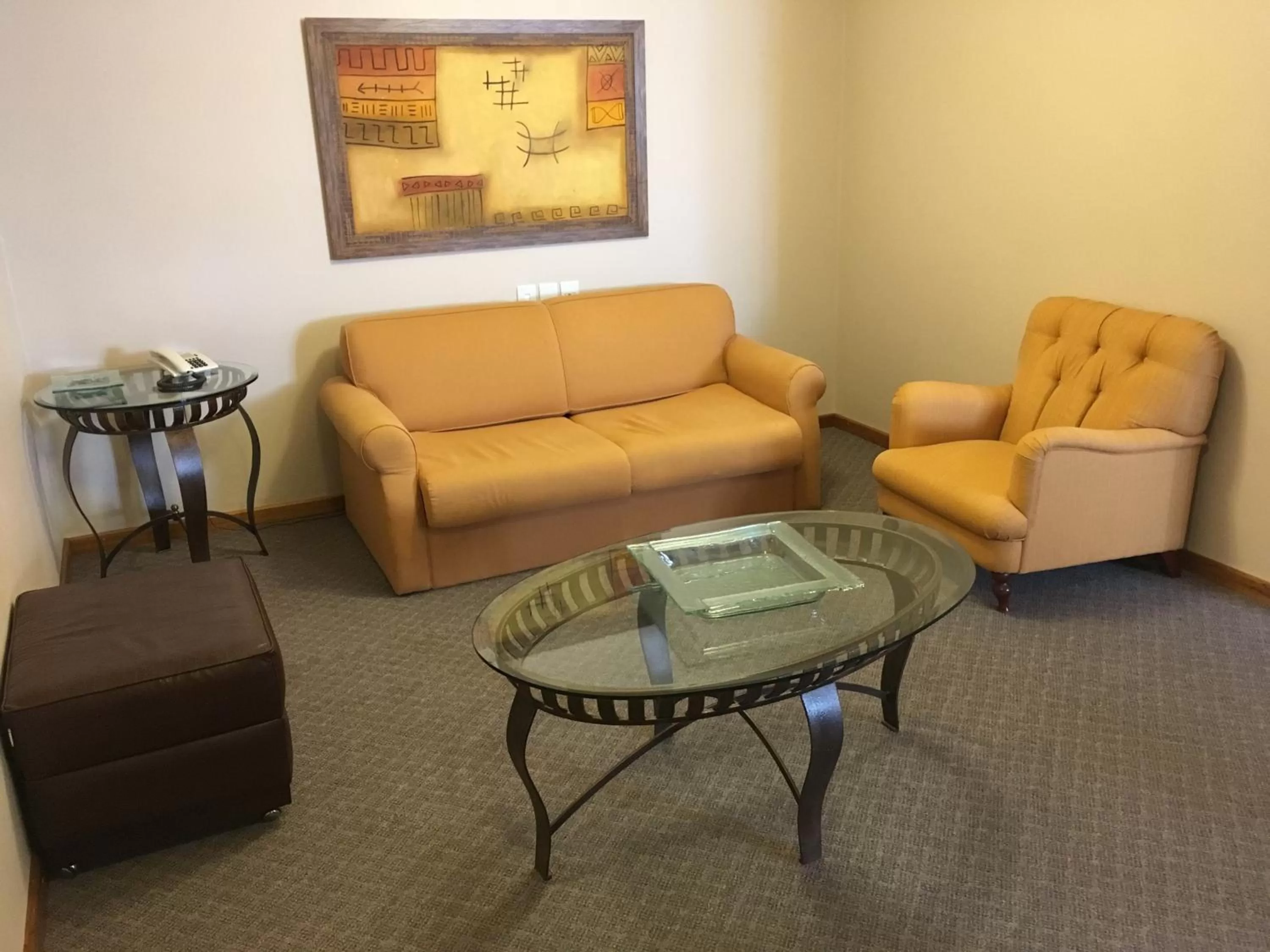 Living room in Farina Park Hotel