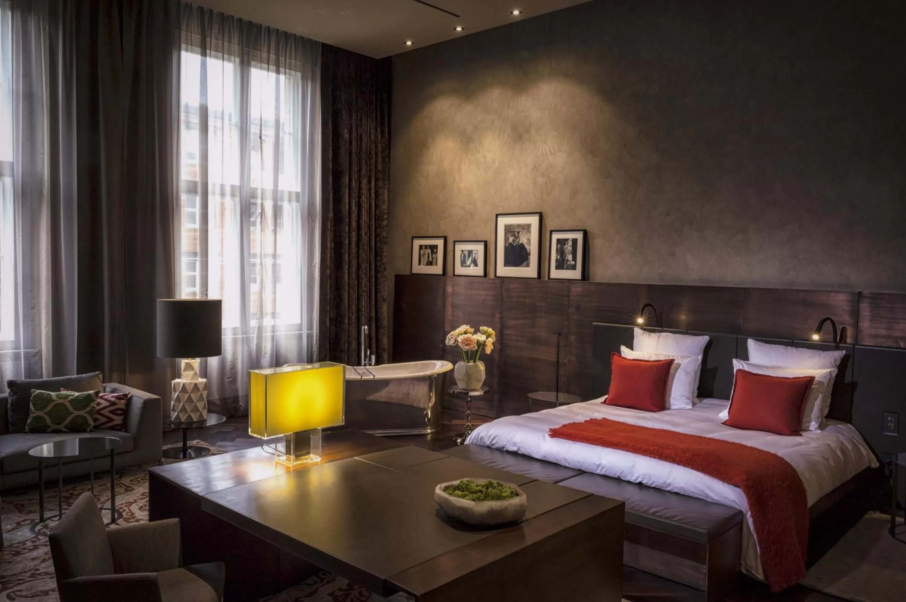 Photo of the whole room, Bed in SO/ Berlin Das Stue