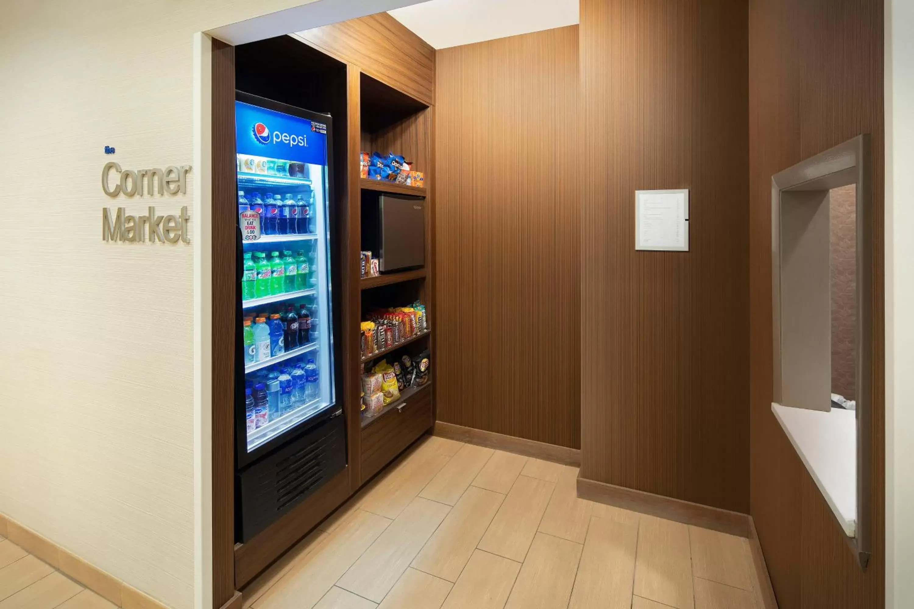 Other, Supermarket/Shops in Fairfield Inn & Suites Indianapolis Airport