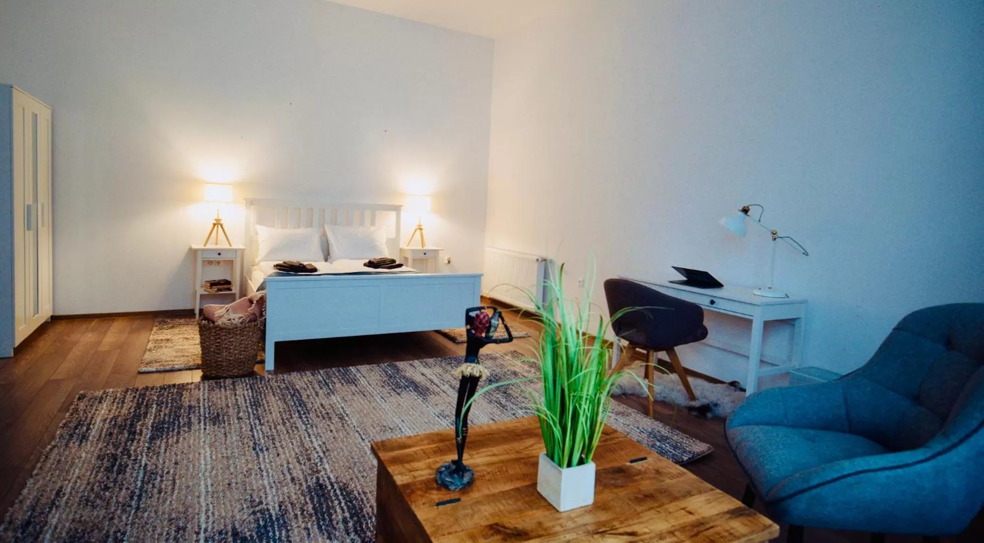 Bedroom, Bed in Zakarias Apartments