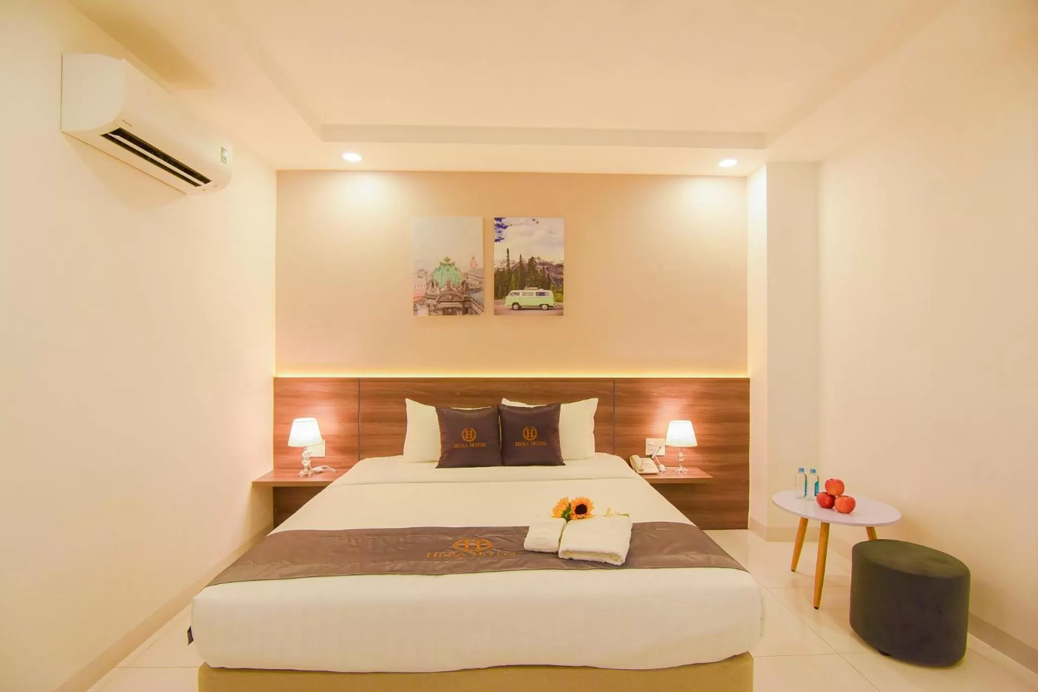 Bed in Hera Hotel Airport