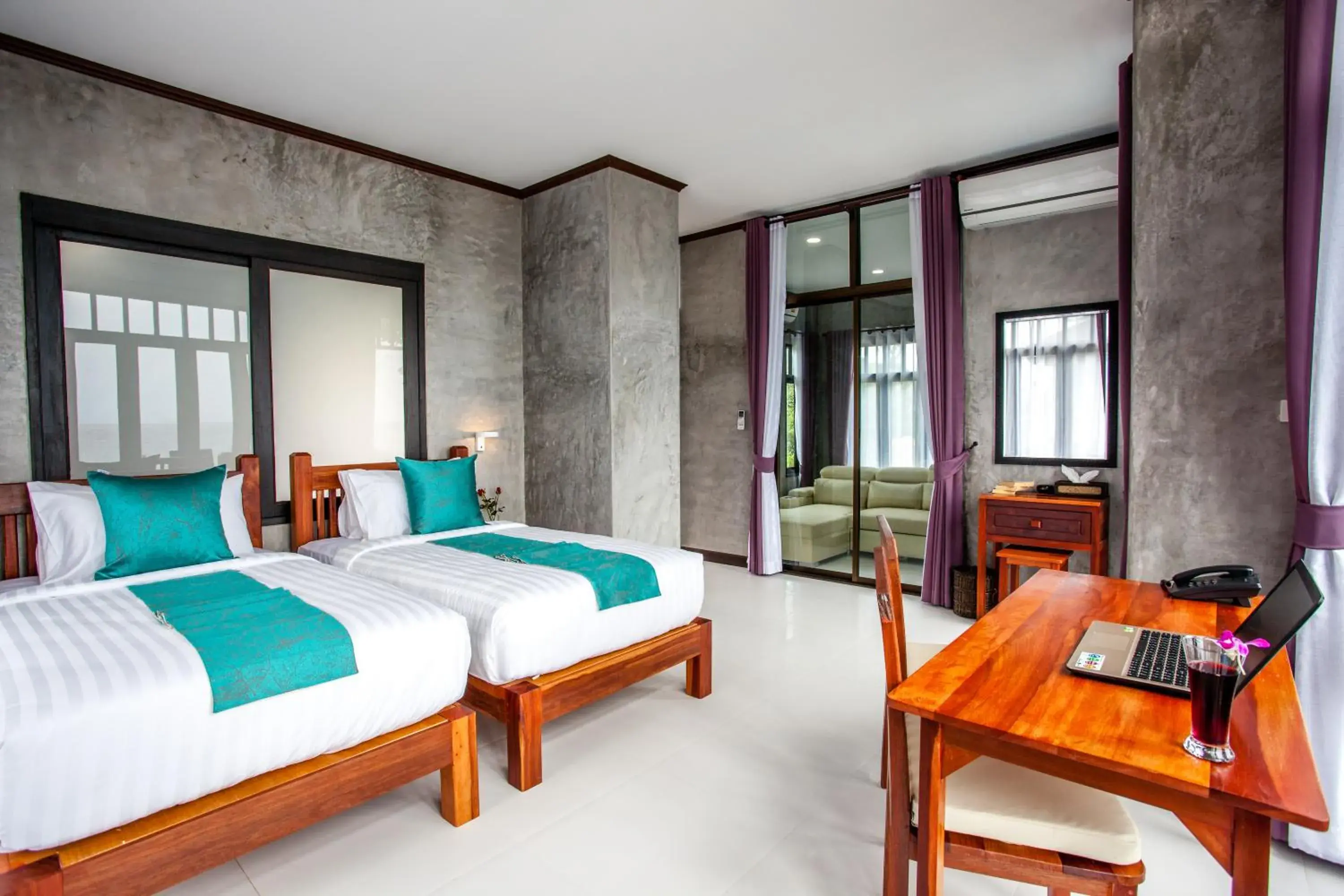 Bed in Lanta Corner Resort