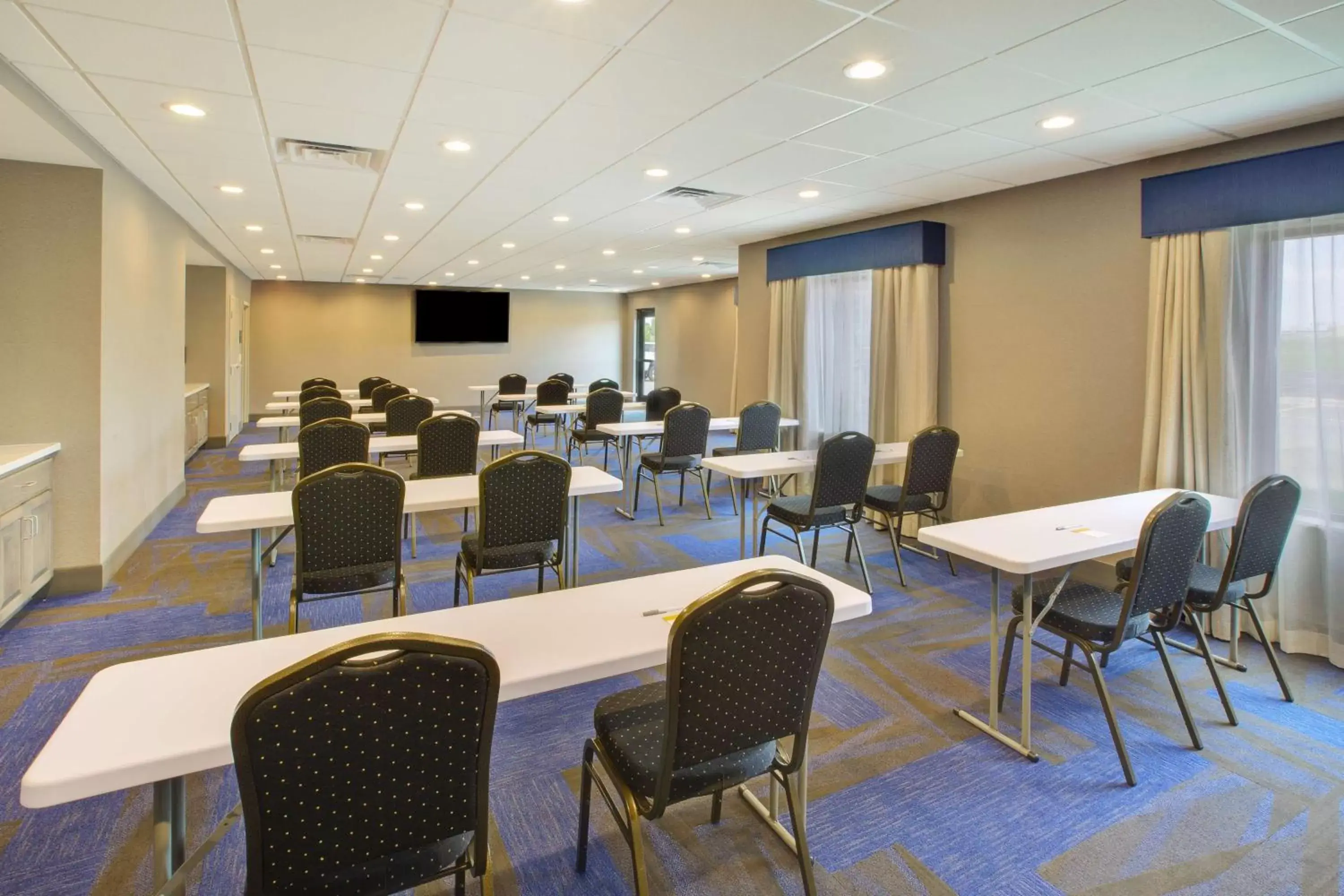 Meeting/conference room in Hampton Inn & Suites By Hilton, Southwest Sioux Falls