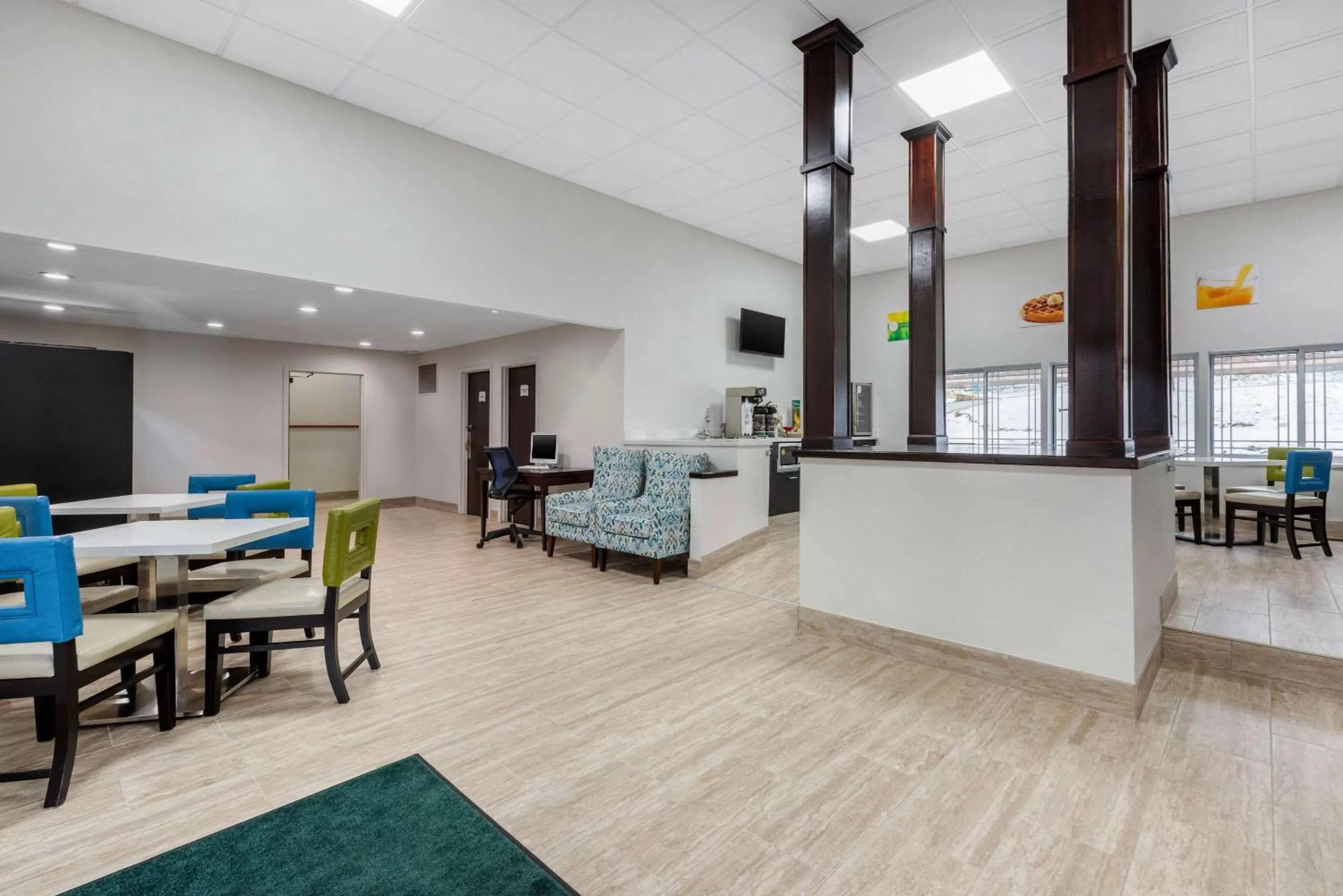 Lobby or reception in Quality Inn