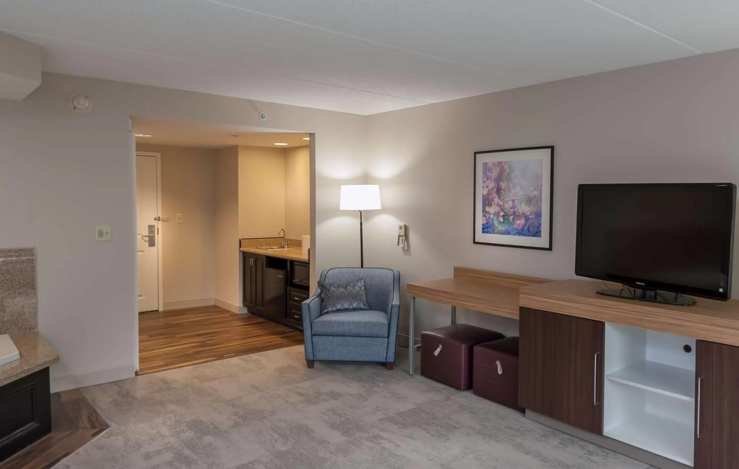 Bathroom in Hampton Inn Doylestown