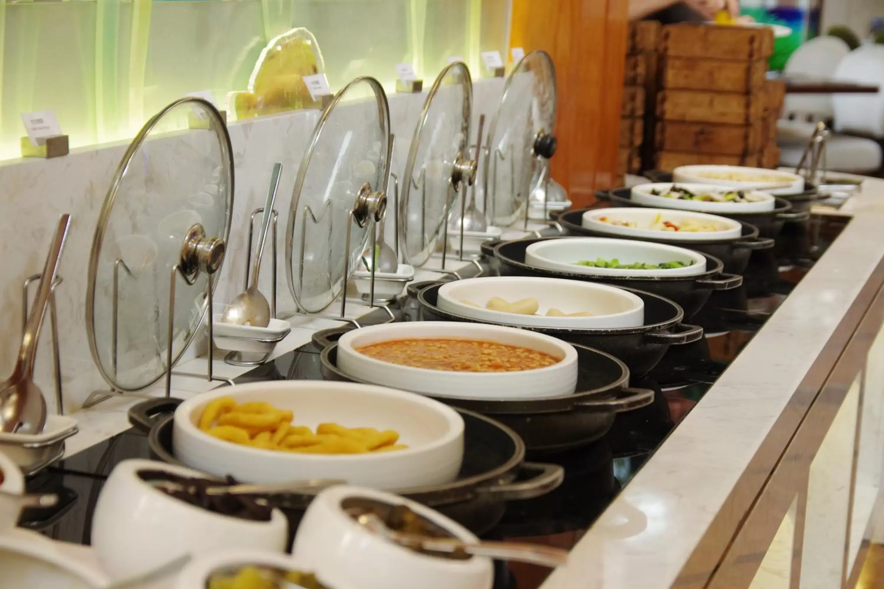 Buffet breakfast in Nanjing Central Hotel