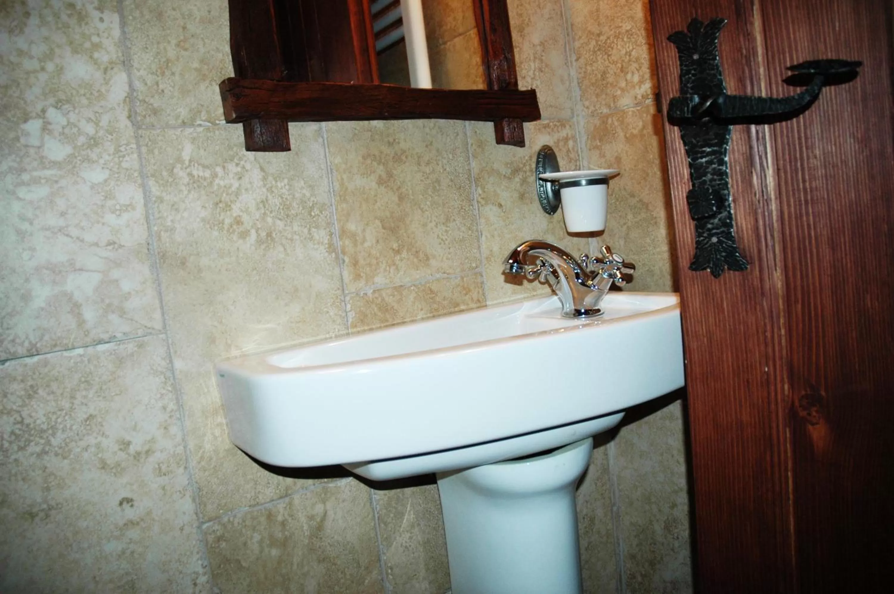 Bathroom in Djudjeva Kyshta Hotel