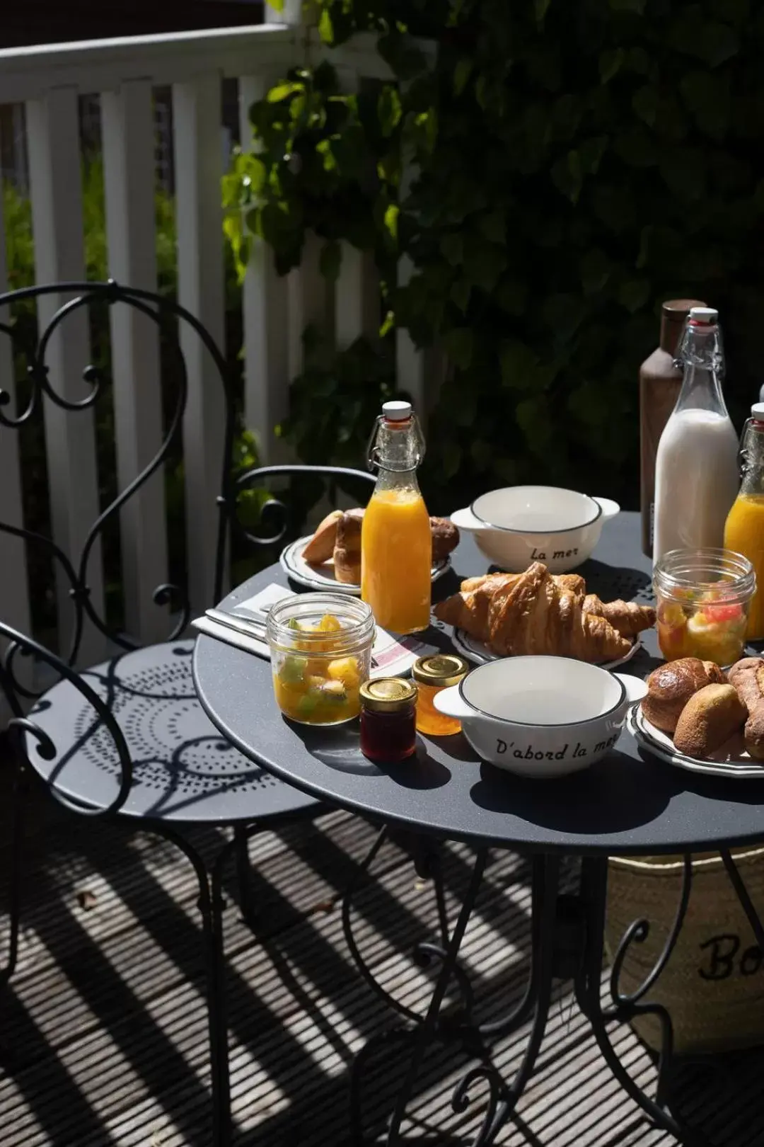 Breakfast in Domaine Saint Clair - Le Donjon