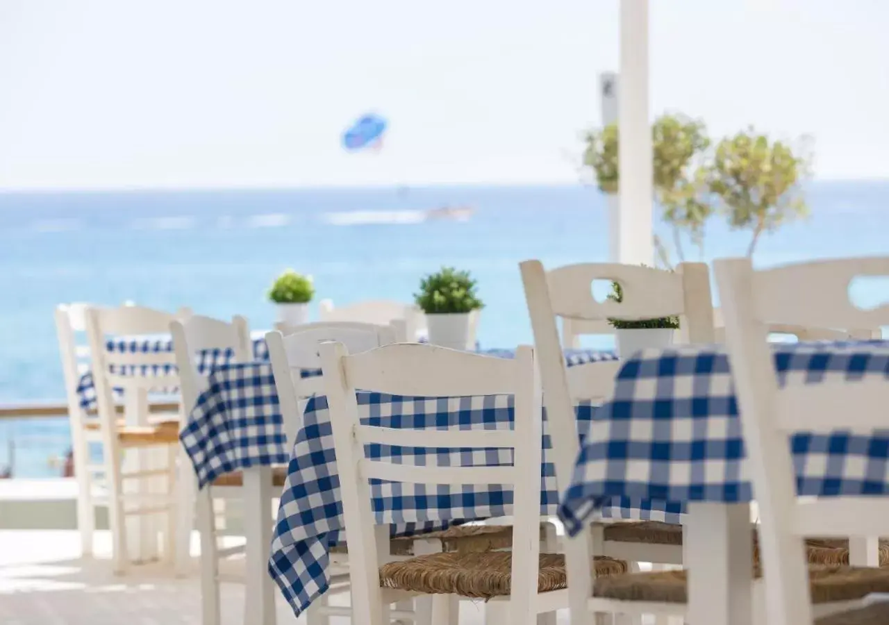 Restaurant/places to eat in Constantinos the Great Beach Hotel
