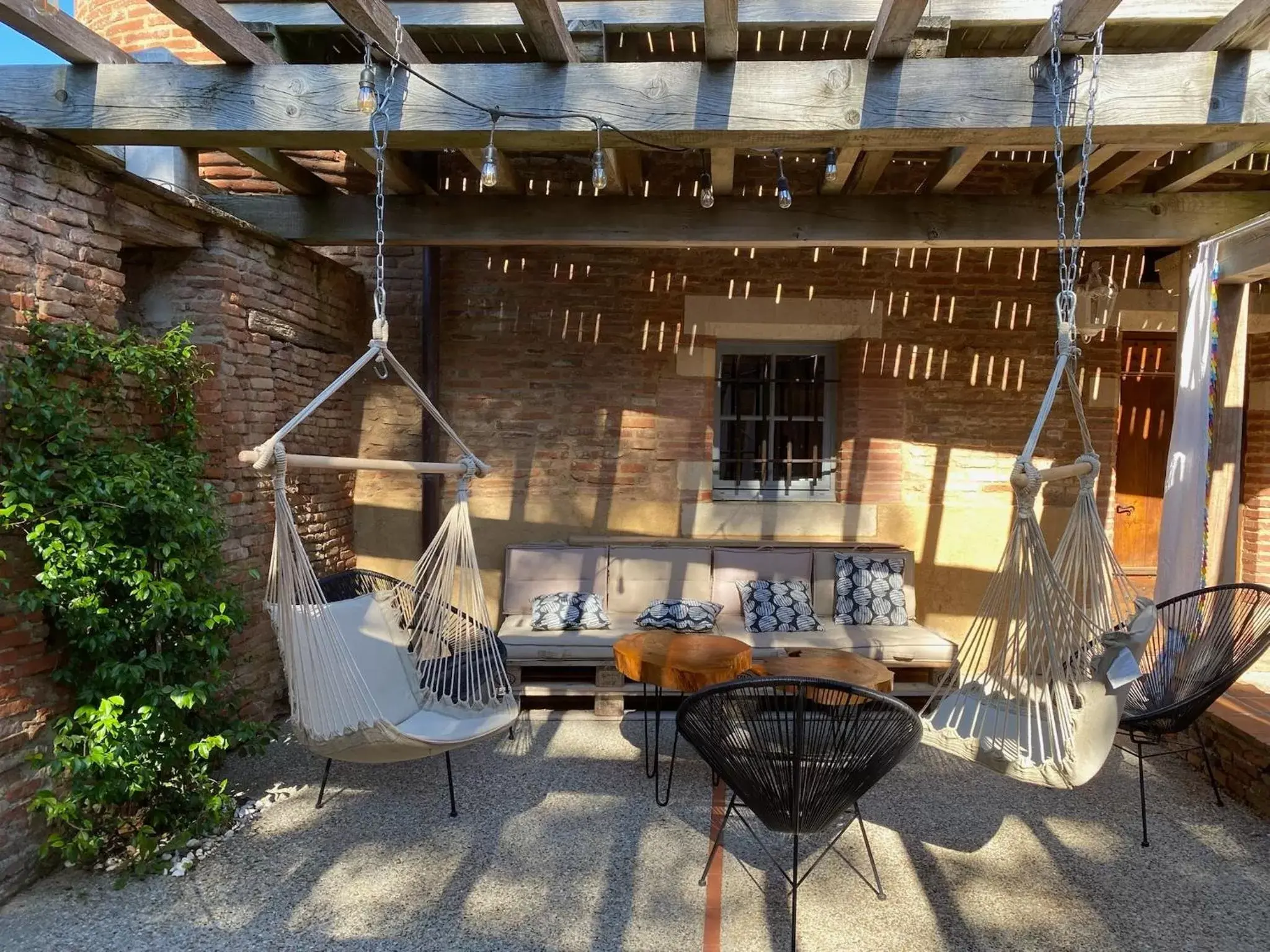 Patio in Manoir du Bouyssou