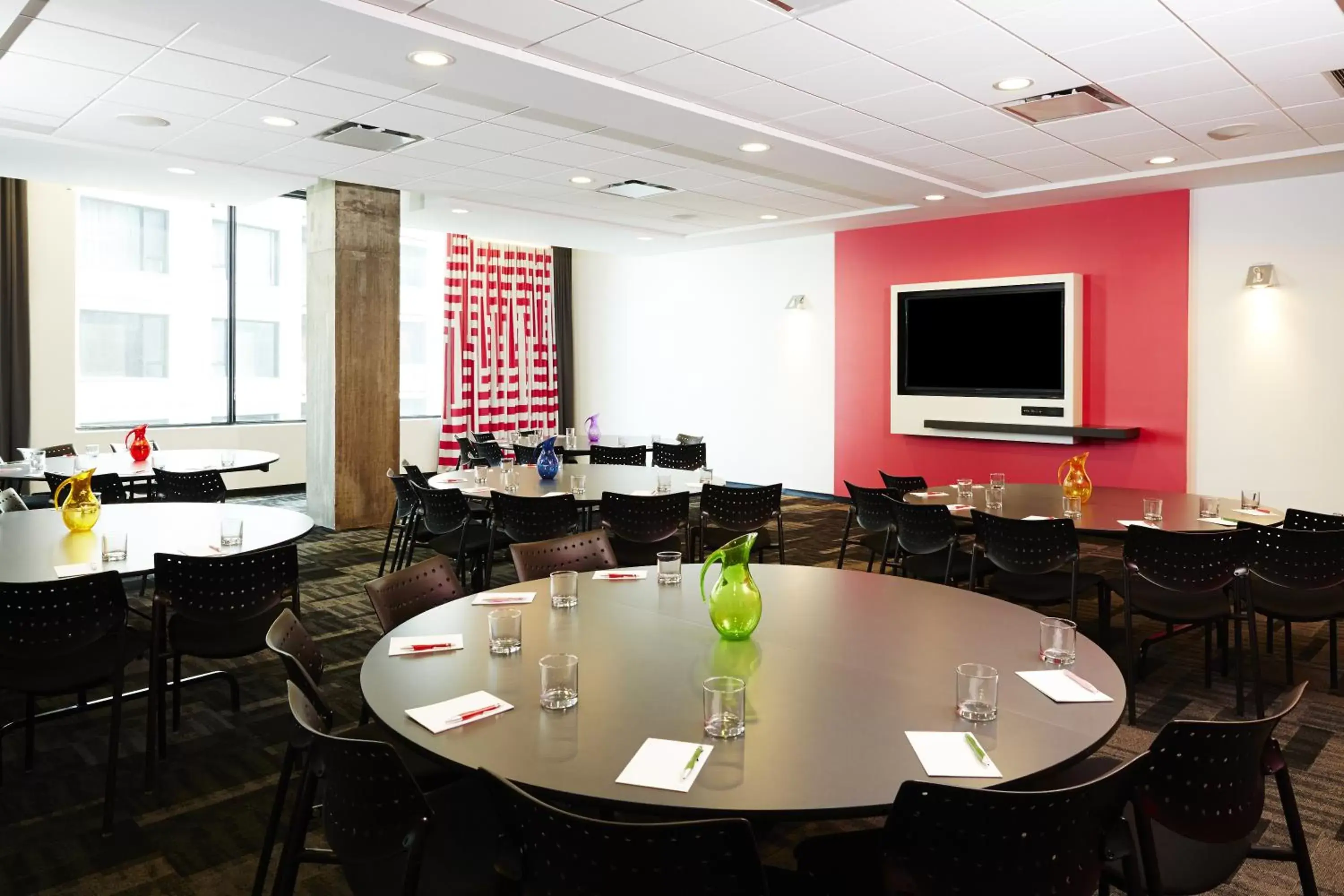 Meeting/conference room in Hôtel Alt Montréal