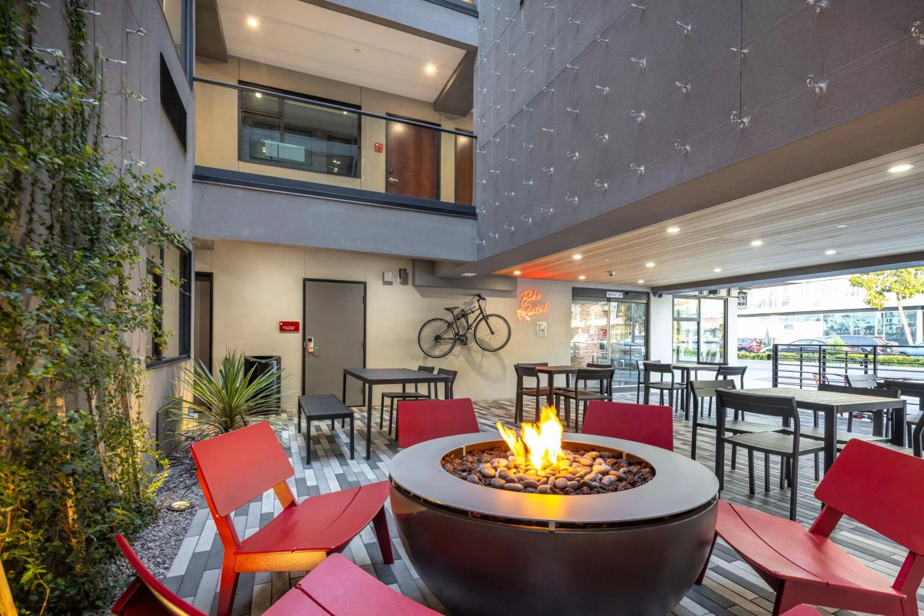 Patio in Infinity Hotel San Francisco, Tapestry Collection by Hilton