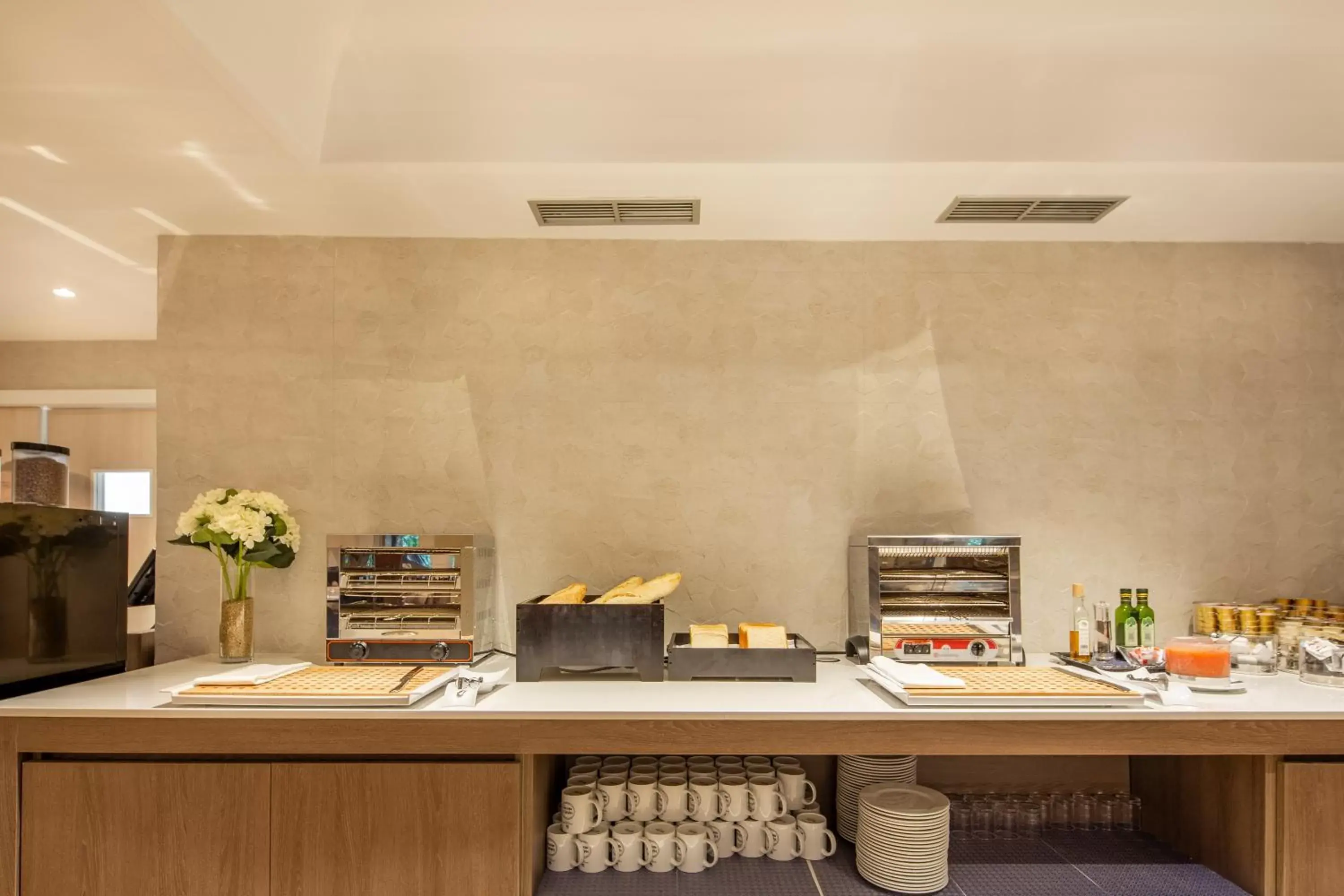 Restaurant/places to eat in Eurostars Gran Hotel Lugo Restaurant/places to eat in Eurostars Gran Hotel Lugo