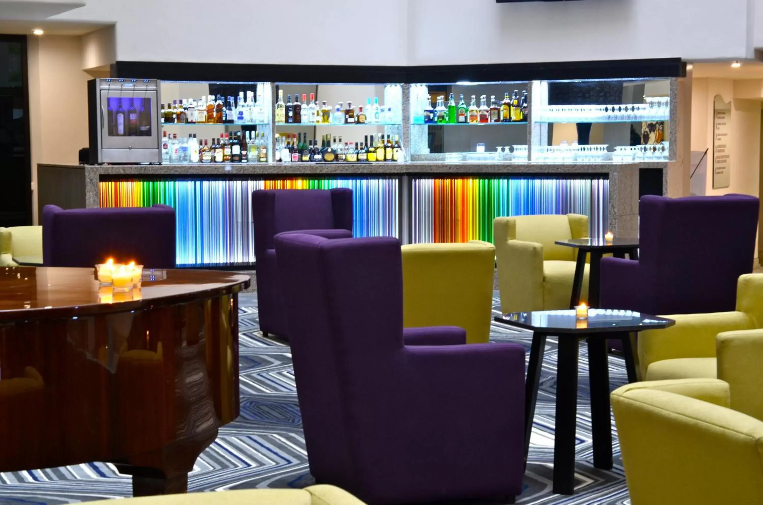 Lounge or bar, Lounge/Bar in Crowne Plaza Hotel Mexico City North-Tlalnepantla, an IHG Hotel
