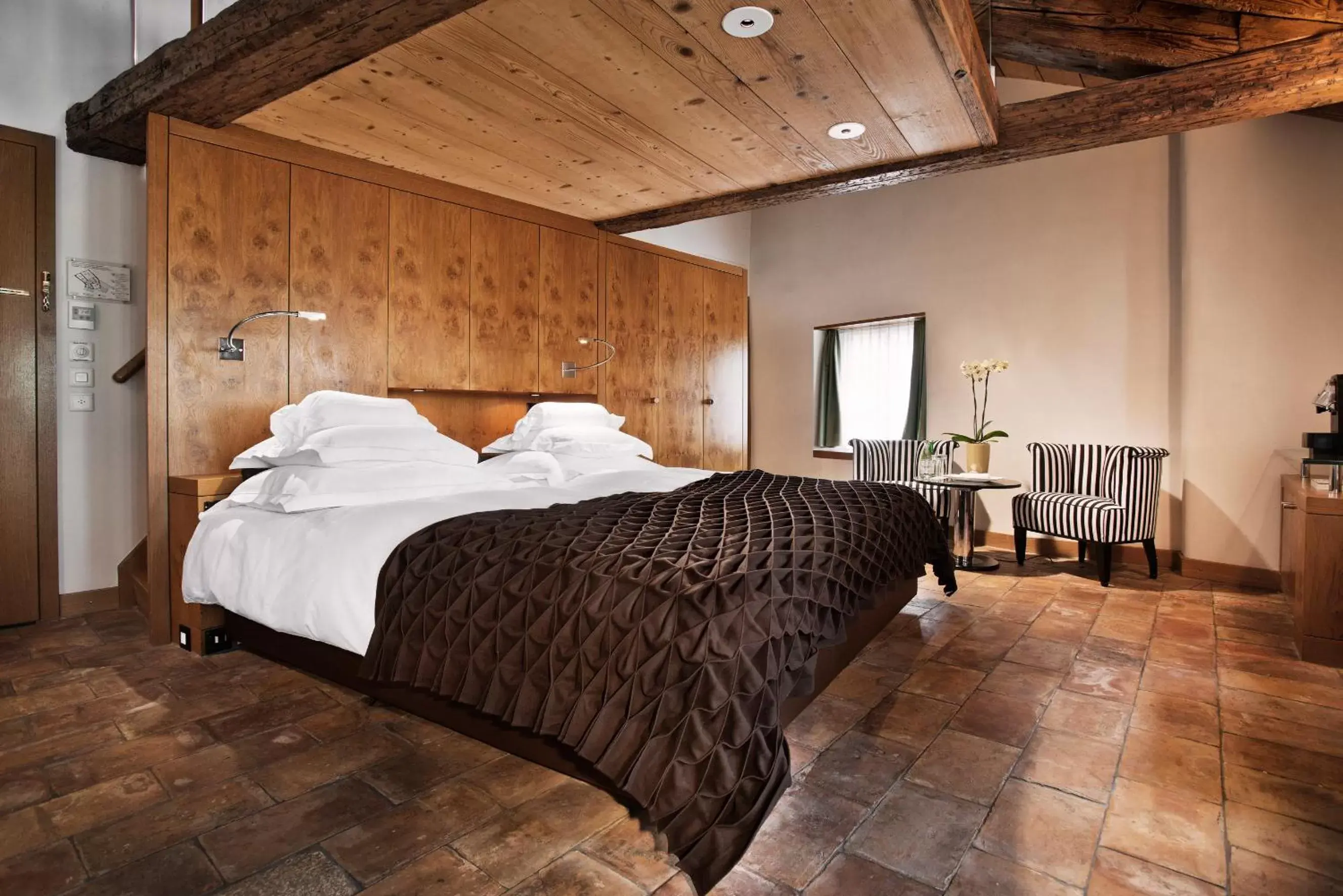 Bed in Widder Hotel - Zurichs luxury hideaway