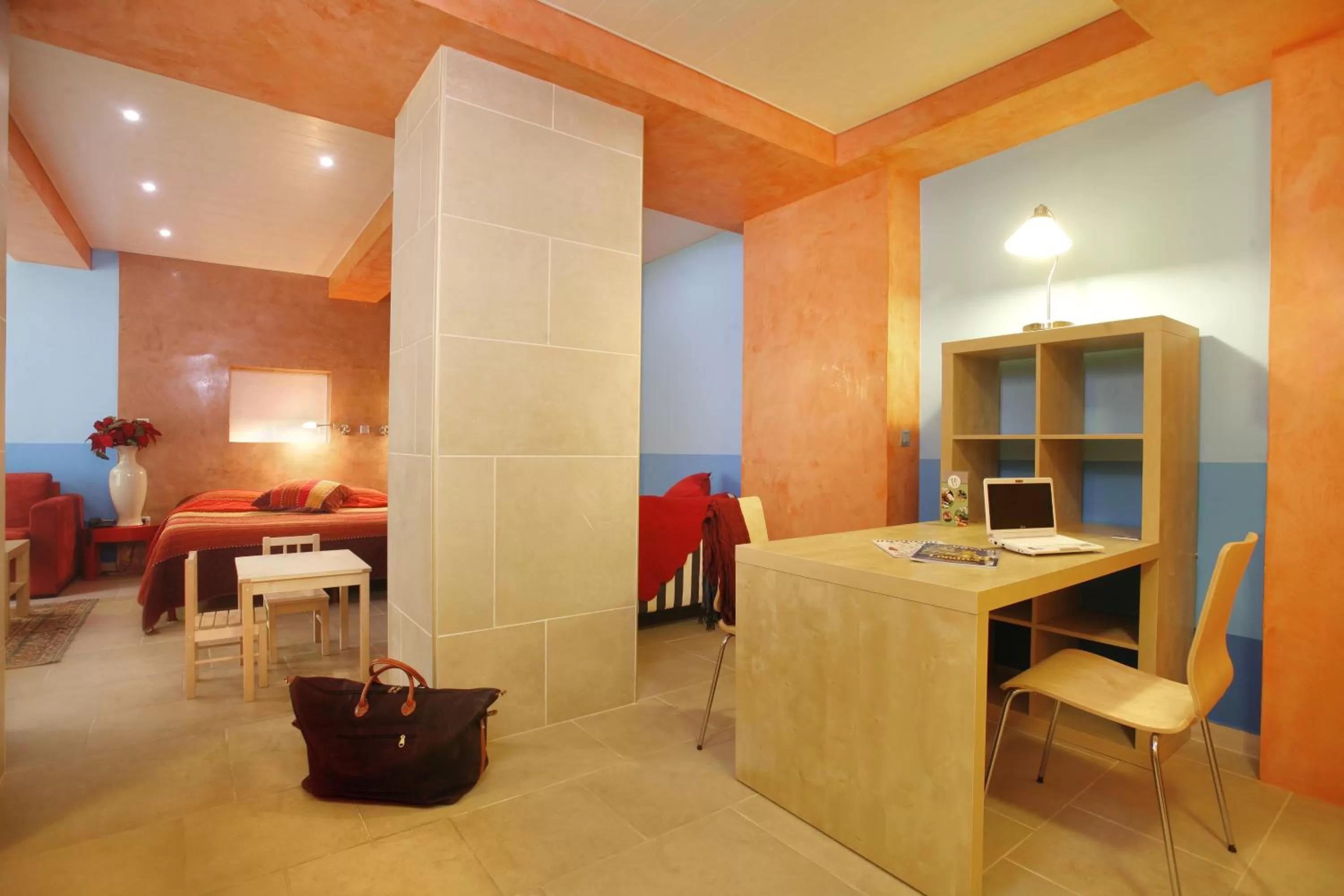 Photo of the whole room in Hotel De Gramont