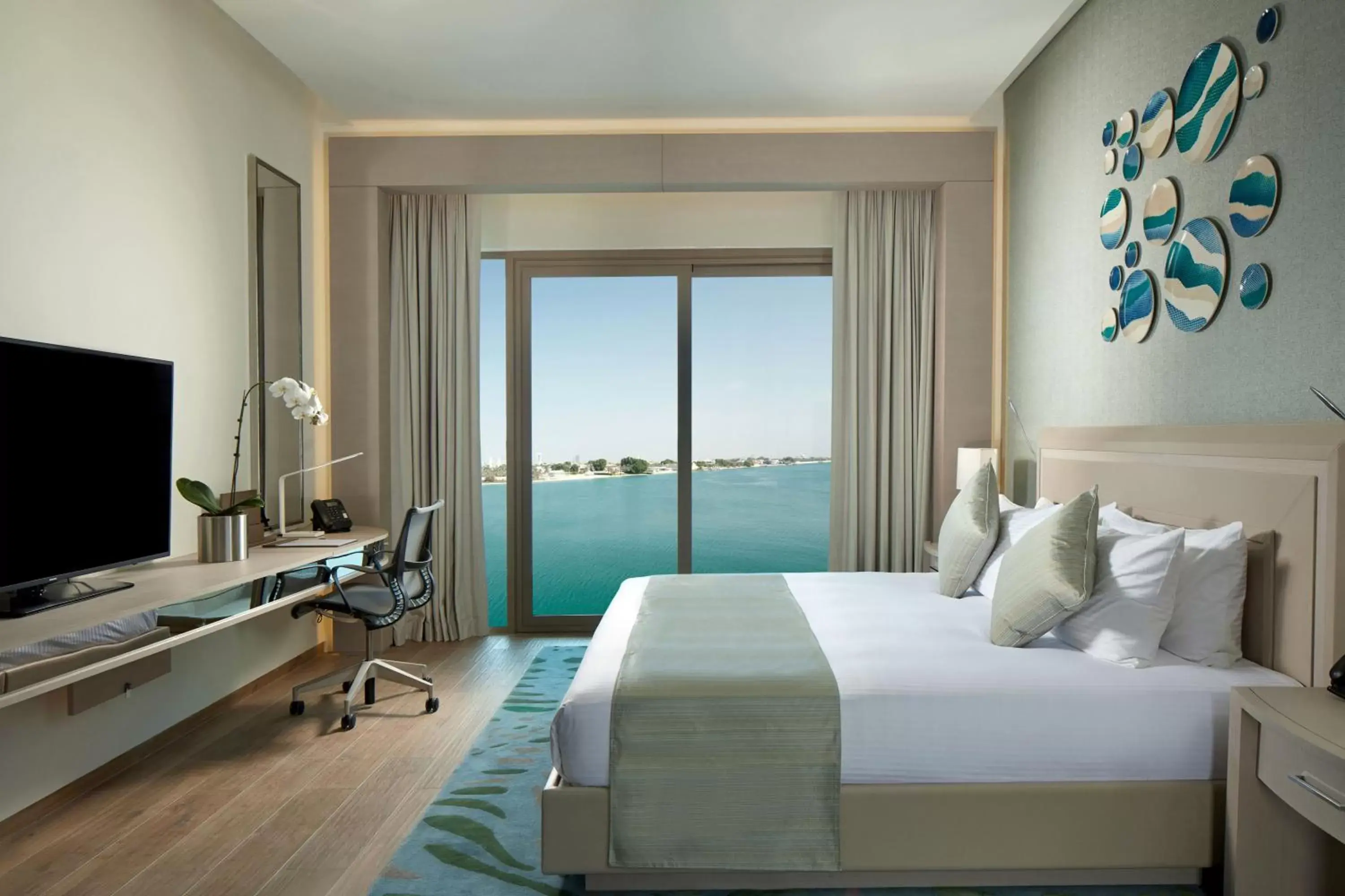 Bed in Royal M Hotel & Resort Abu Dhabi