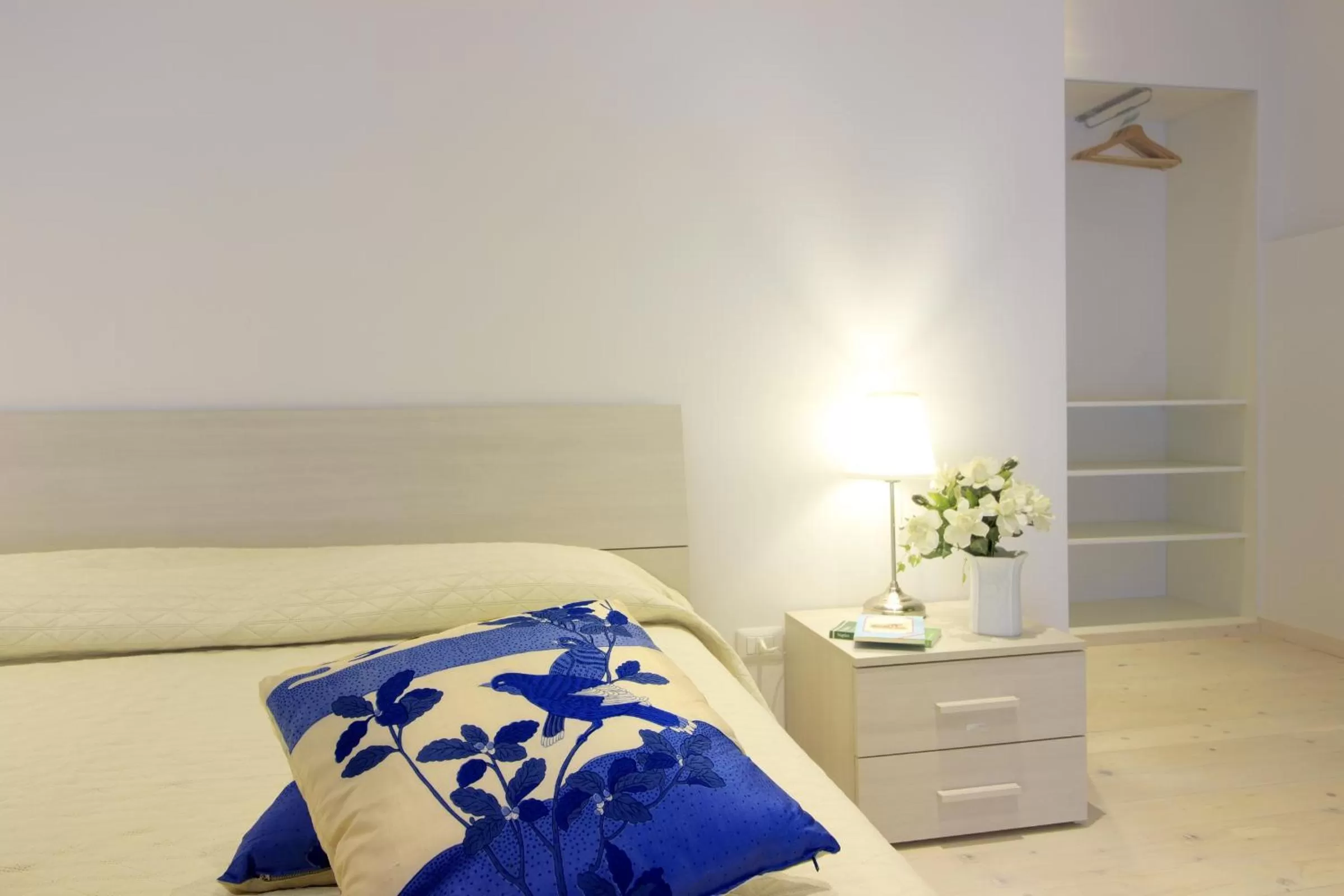 Bedroom in Palazzo d'Auria ApartHotel