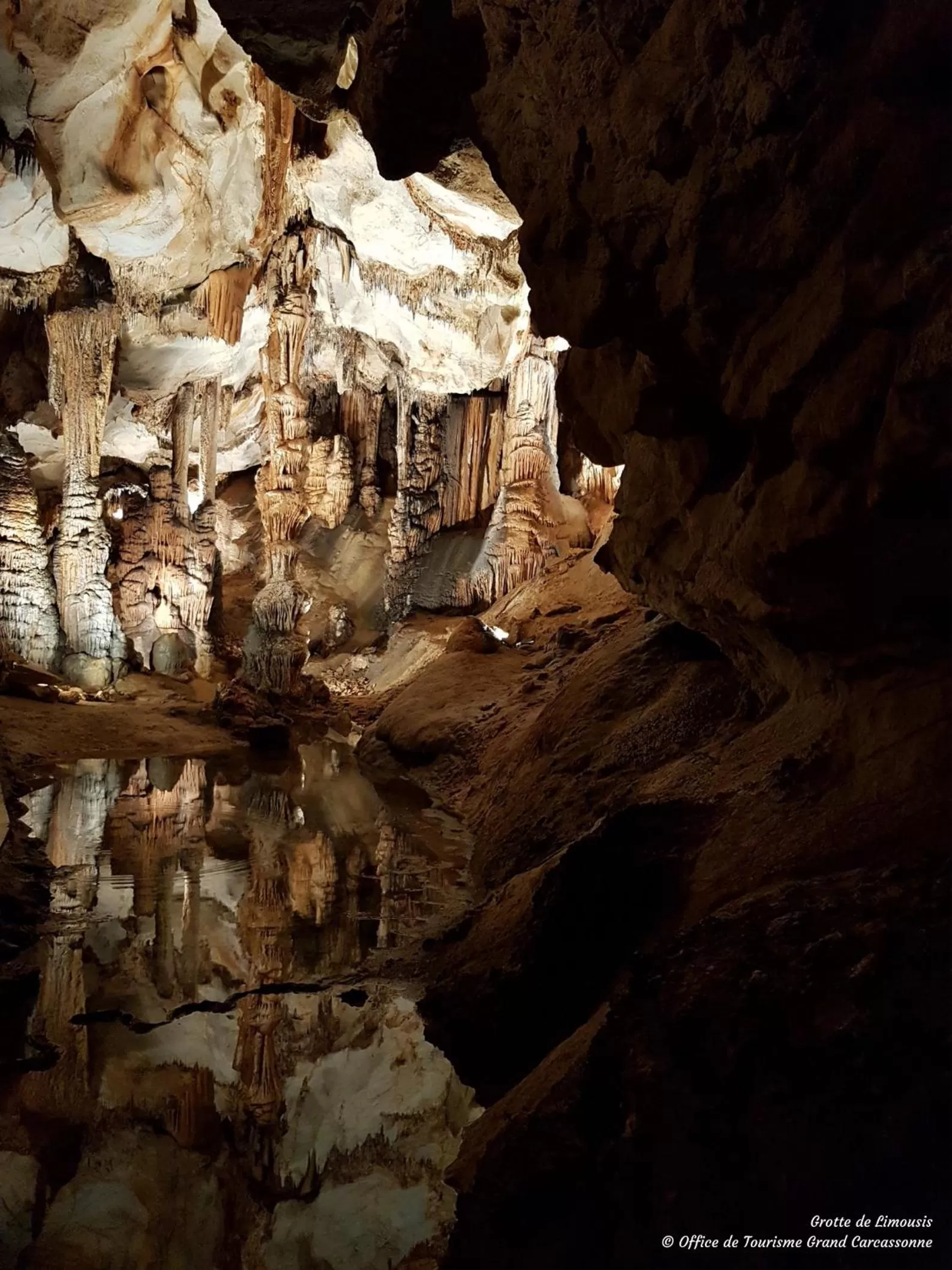 Nearby landmark in Audotel