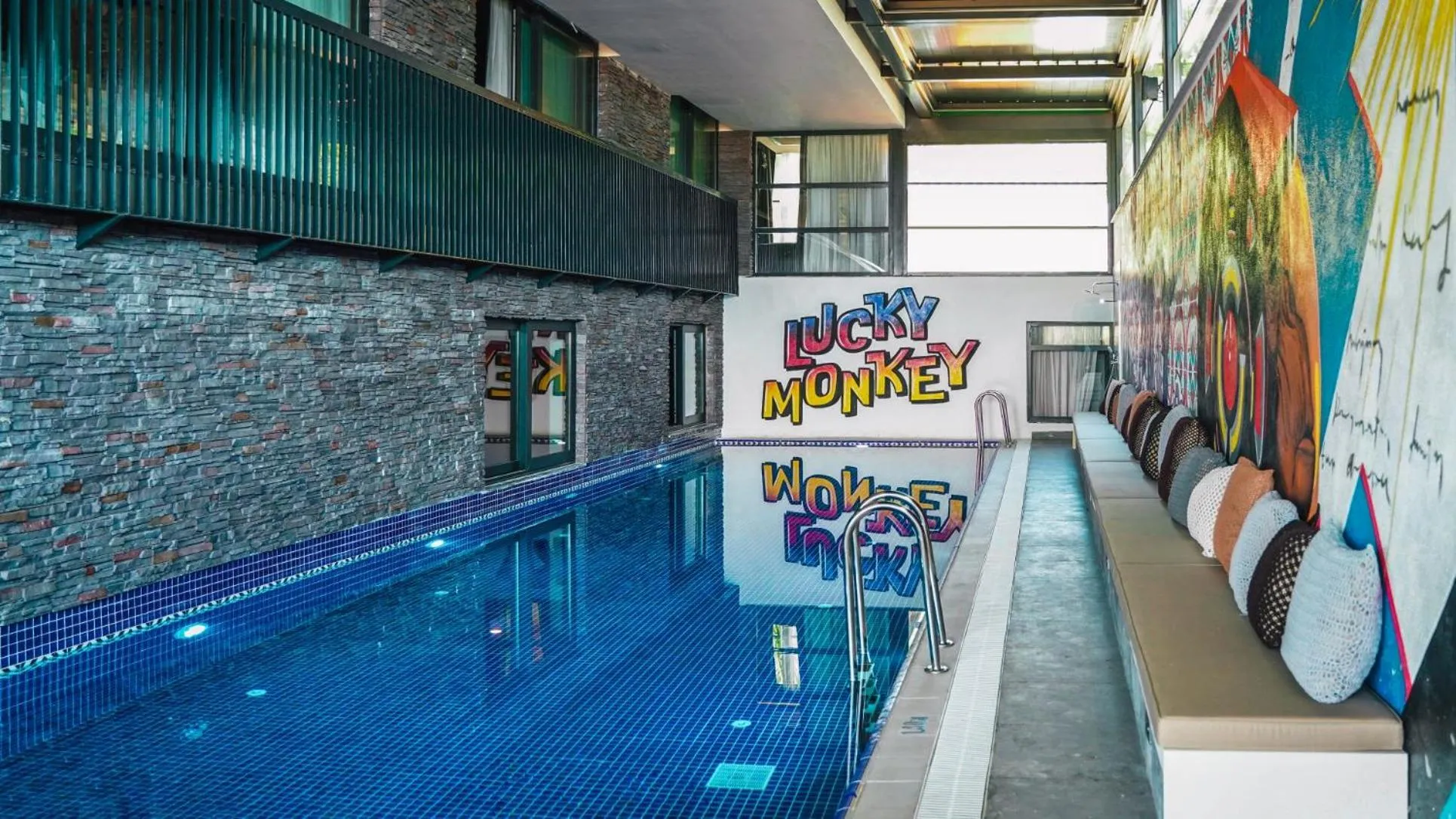 Swimming pool in Lucky Monkey Hotel