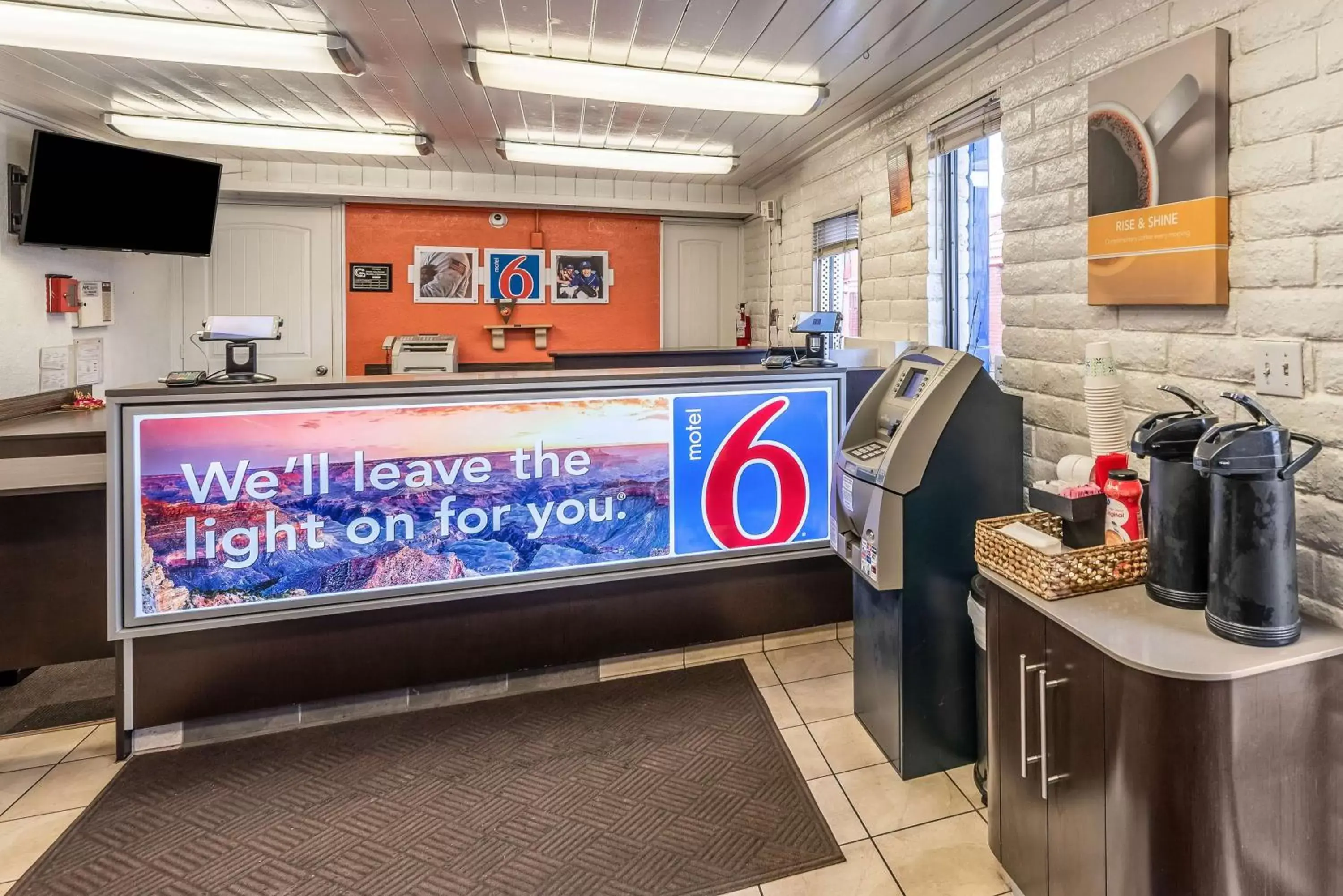 Lobby or reception in Motel 6 Eloy Arizona Casa Grande Lobby or reception in Motel 6 Eloy Arizona Casa Grande