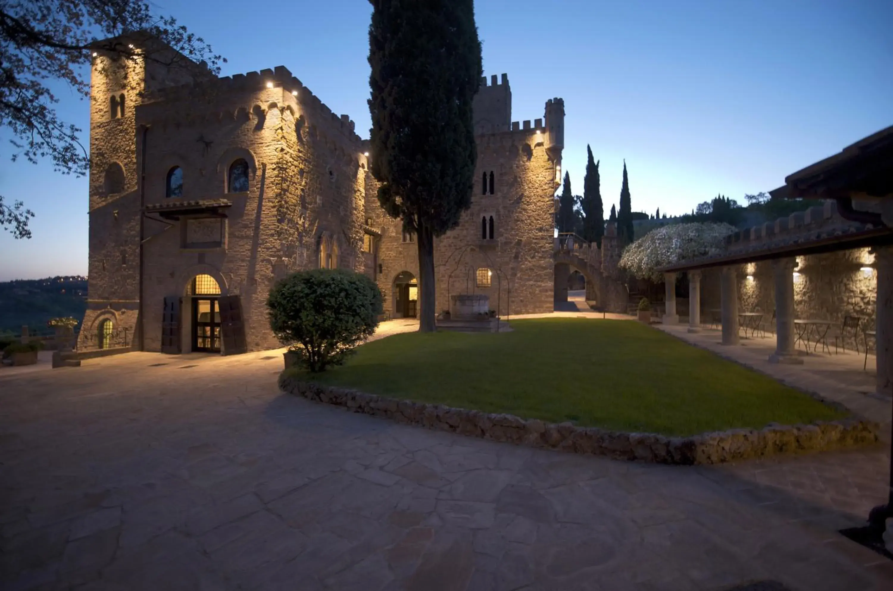 Facade/entrance, Property Building in Castello Di Monterone