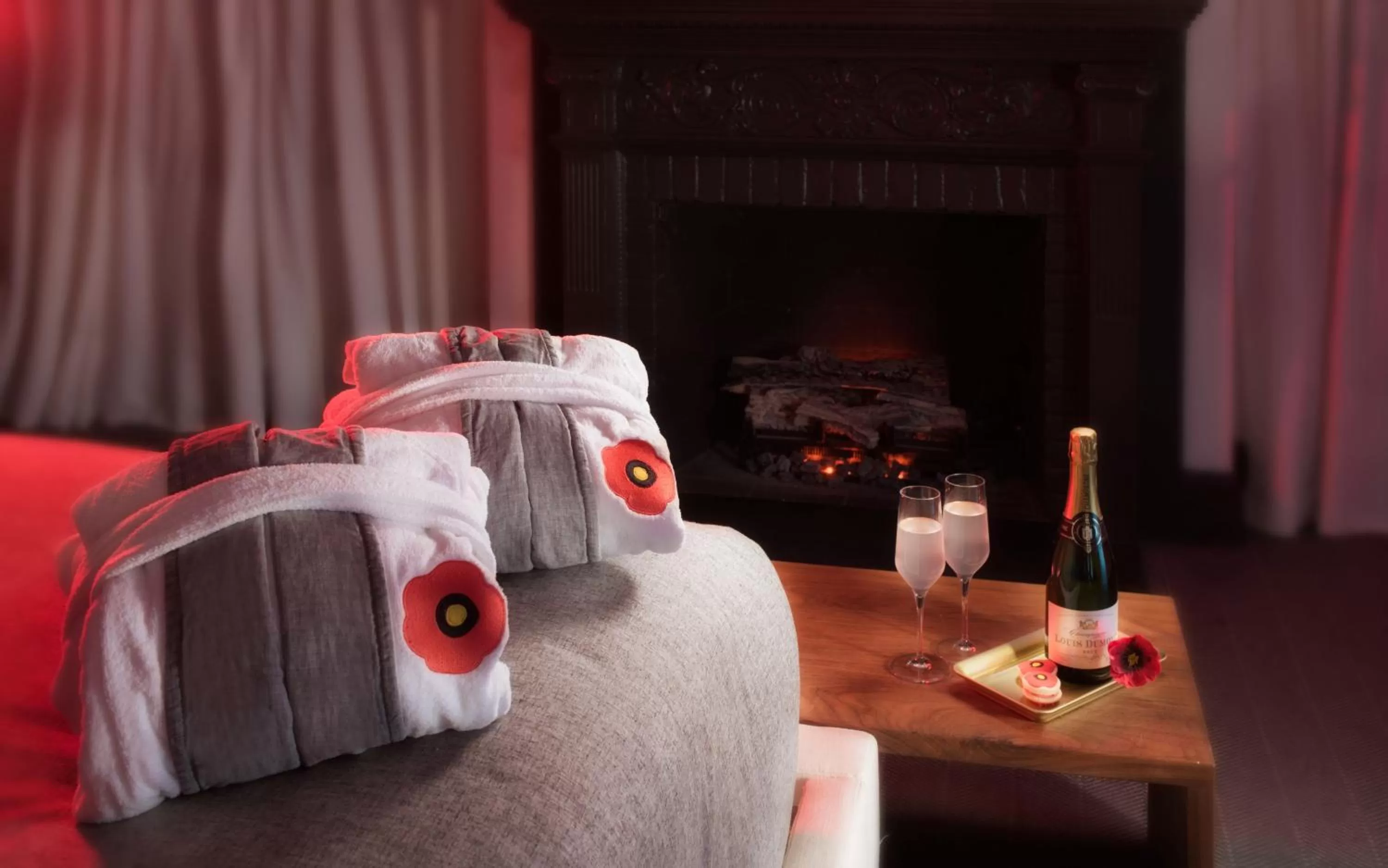 wardrobe, Bed in The Poppy Georgetown Guesthouse and Gardens