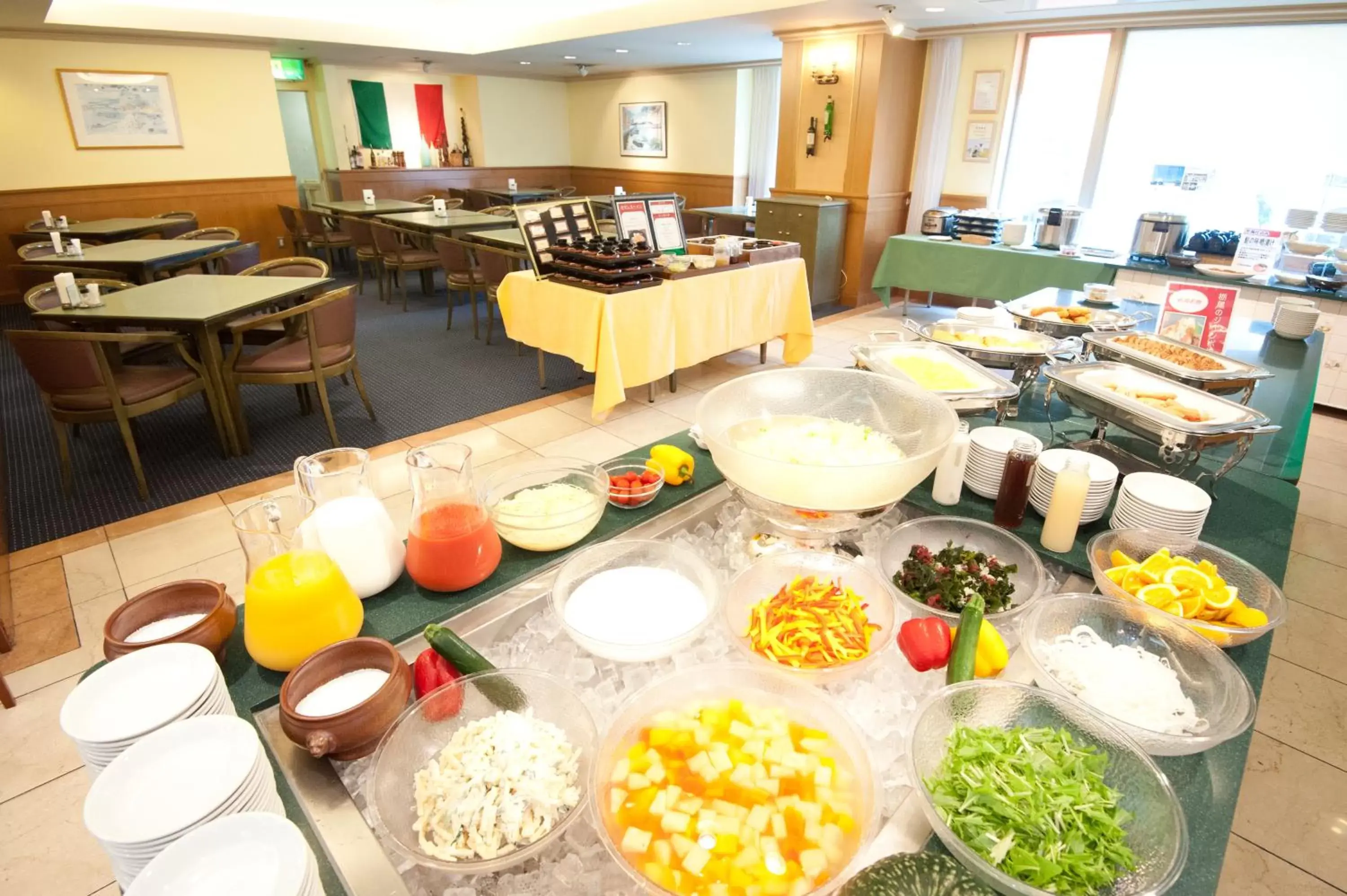 Breakfast, Restaurant/Places to Eat in Hotel Sunroute Niigata