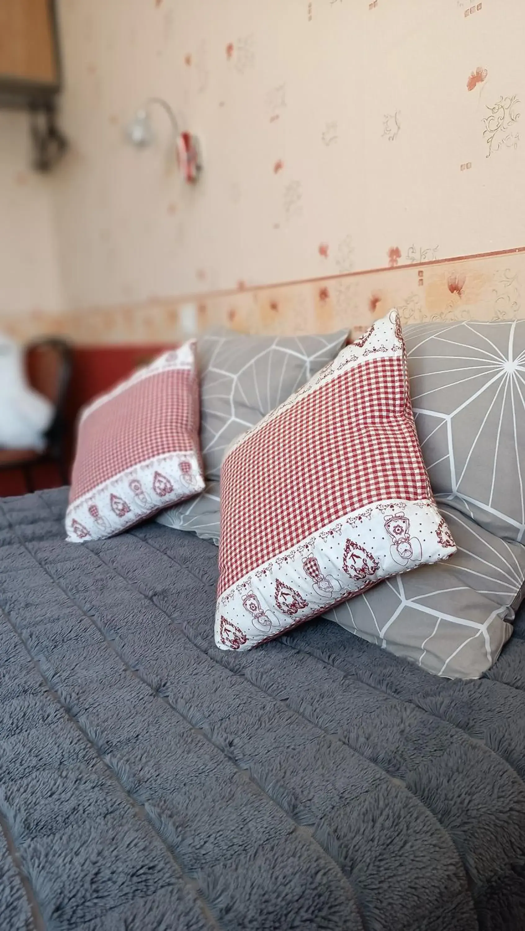 Photo of the whole room, Bed in Hôtel Le Pommeil