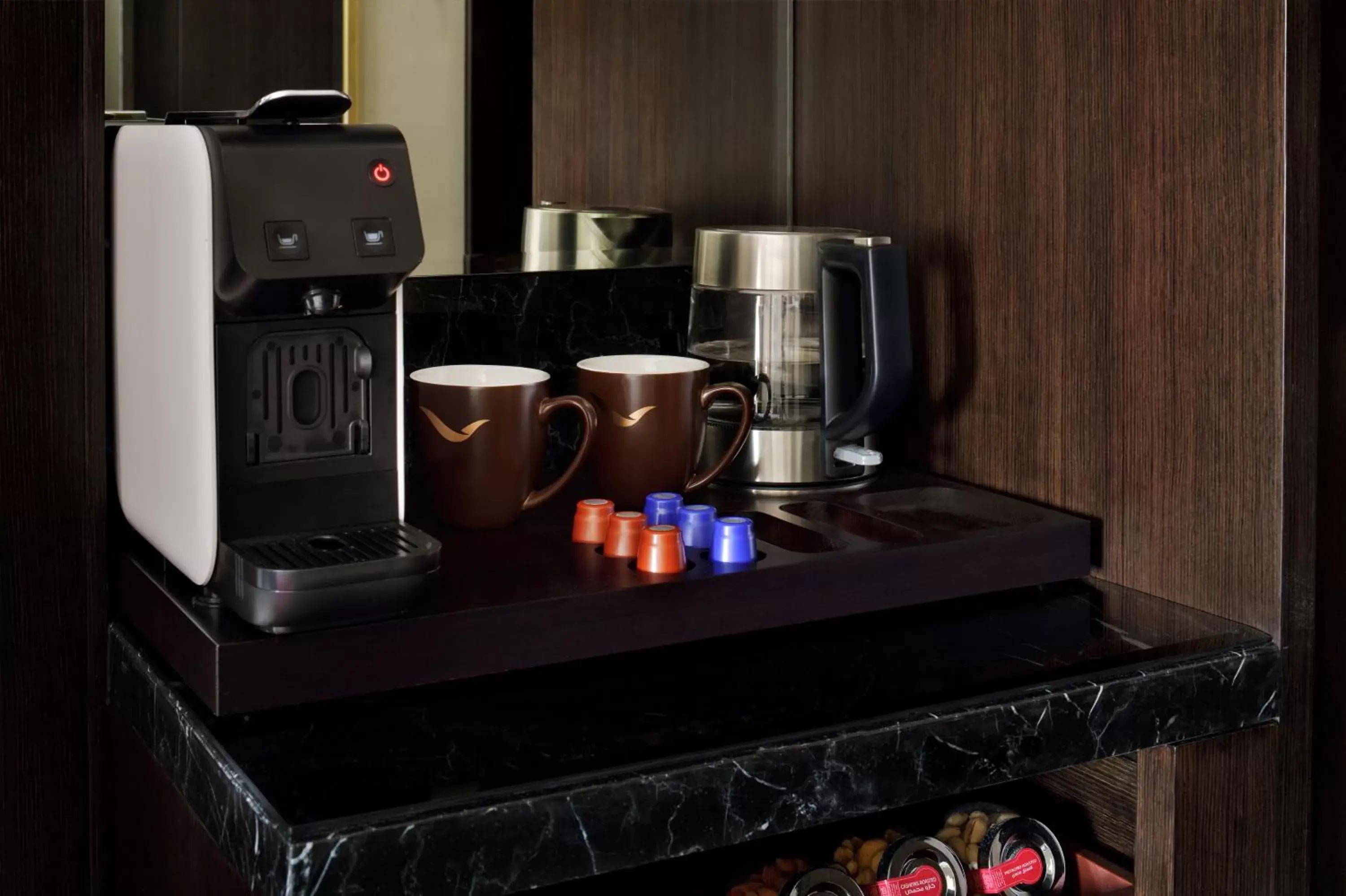 Coffee/Tea Facilities in Mövenpick Hotel Bahrain