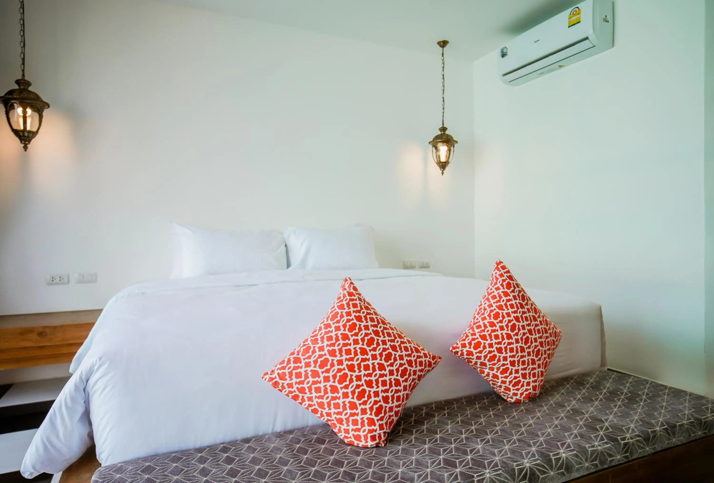 Bed in Khaleej Mass Hotel Patong