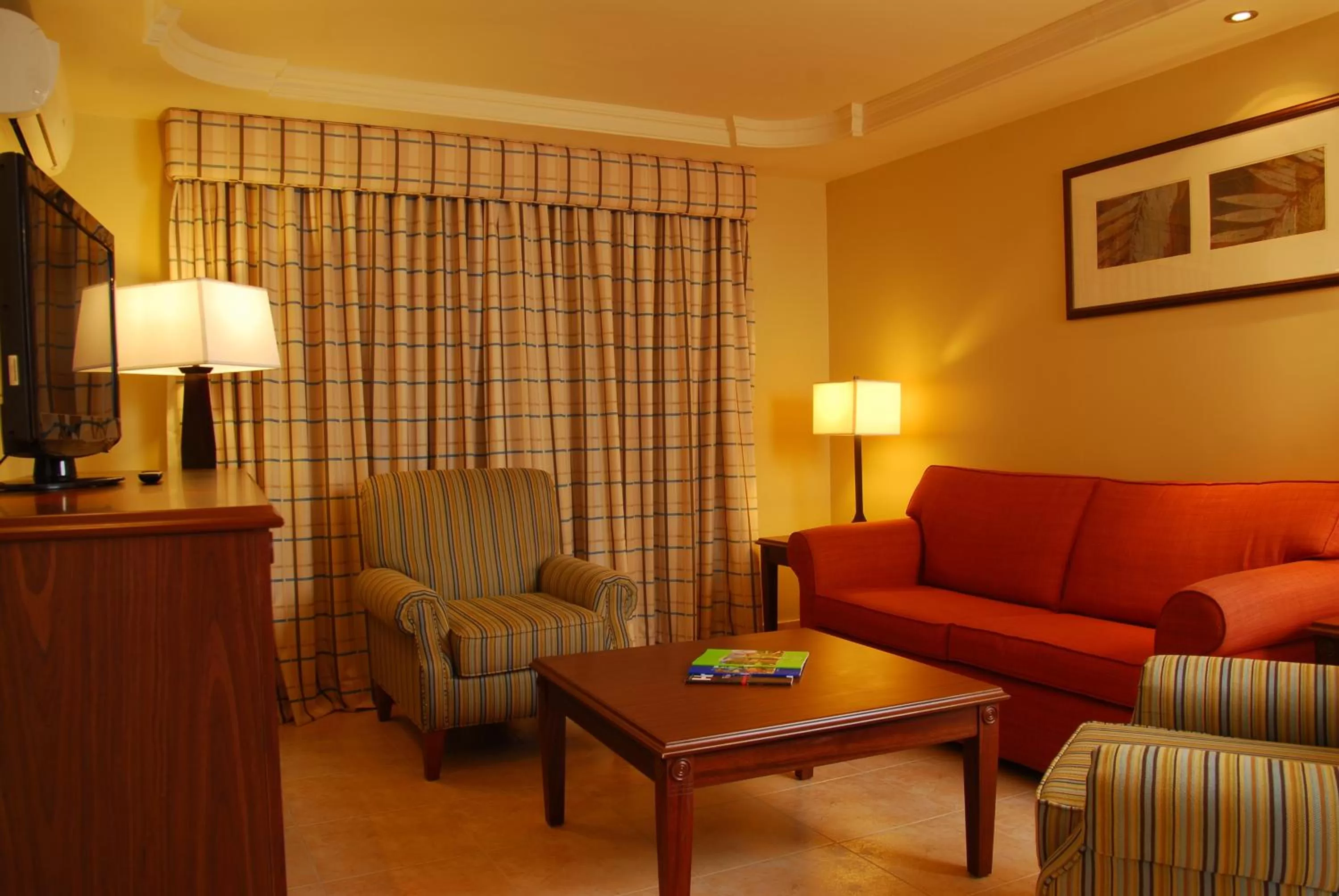 Photo of the whole room in Best Western El Dorado Panama Hotel