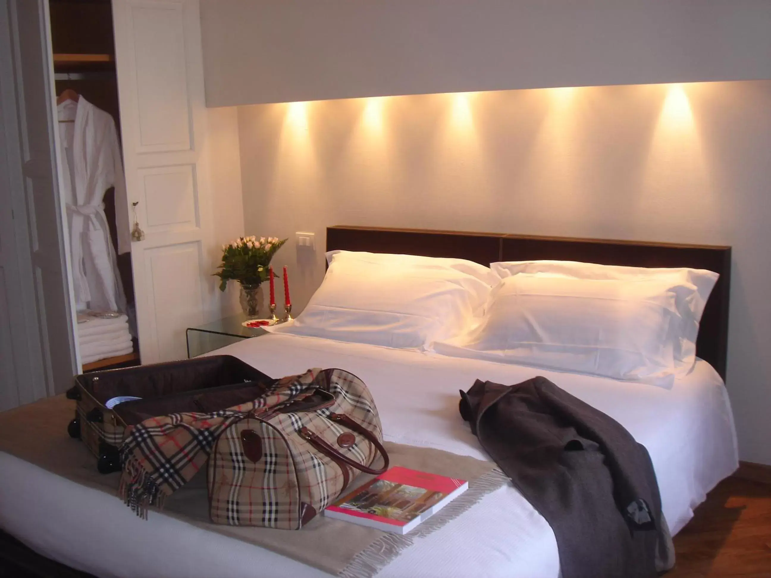Photo of the whole room, Bed in Relais Piazza Signoria