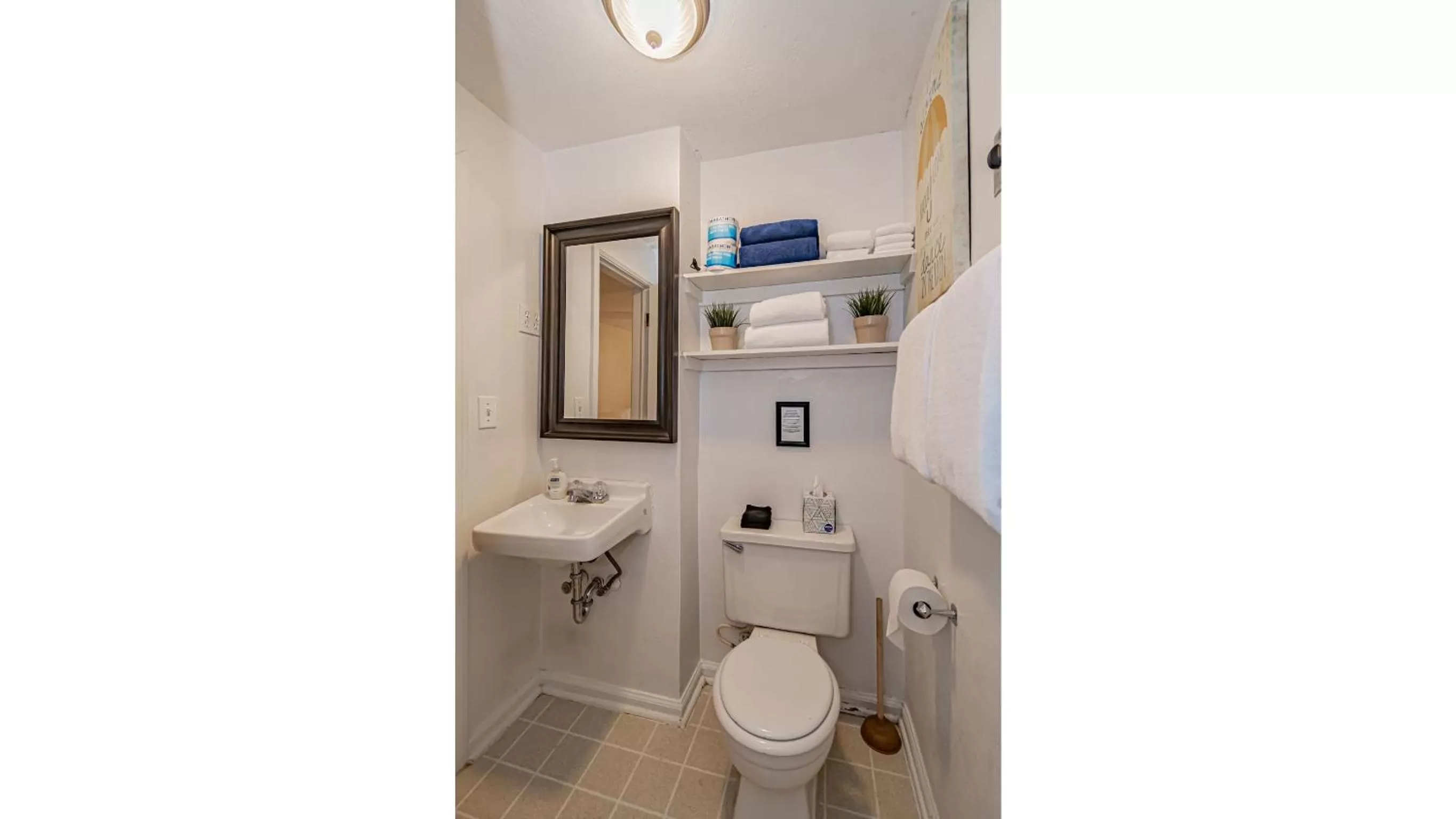 Bathroom in Suites of Lava Hot Springs