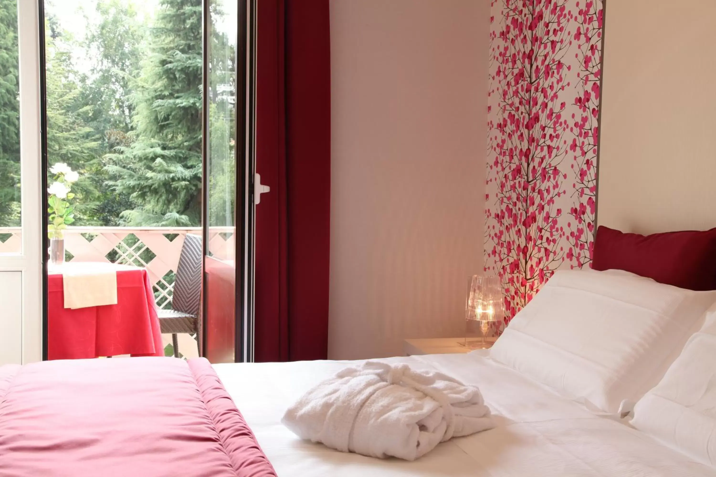 Balcony/Terrace, Bed in Hotel Tiziano - Gruppo Mini Hotel