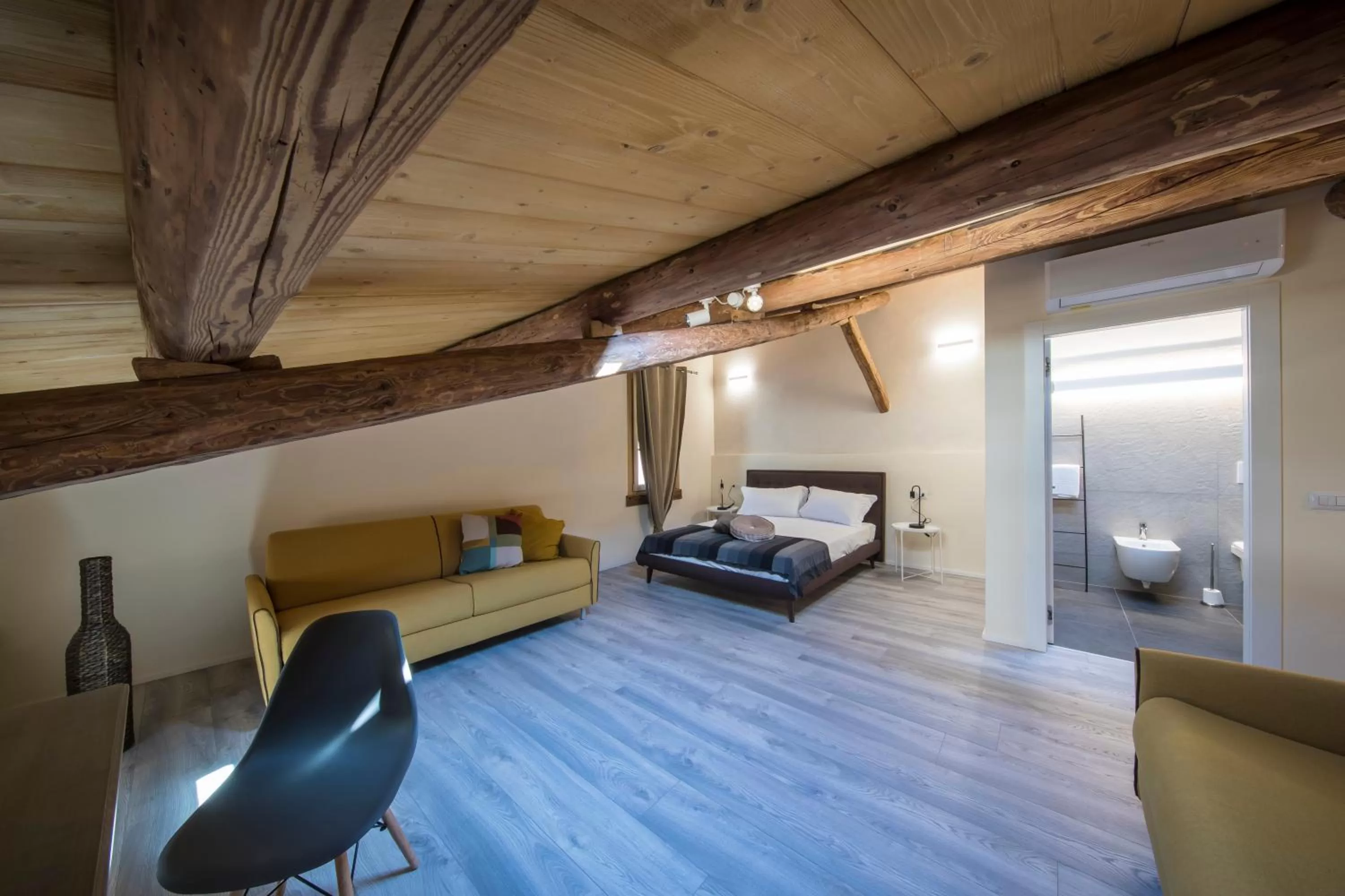 Photo of the whole room, Bed in Corte Garibaldi