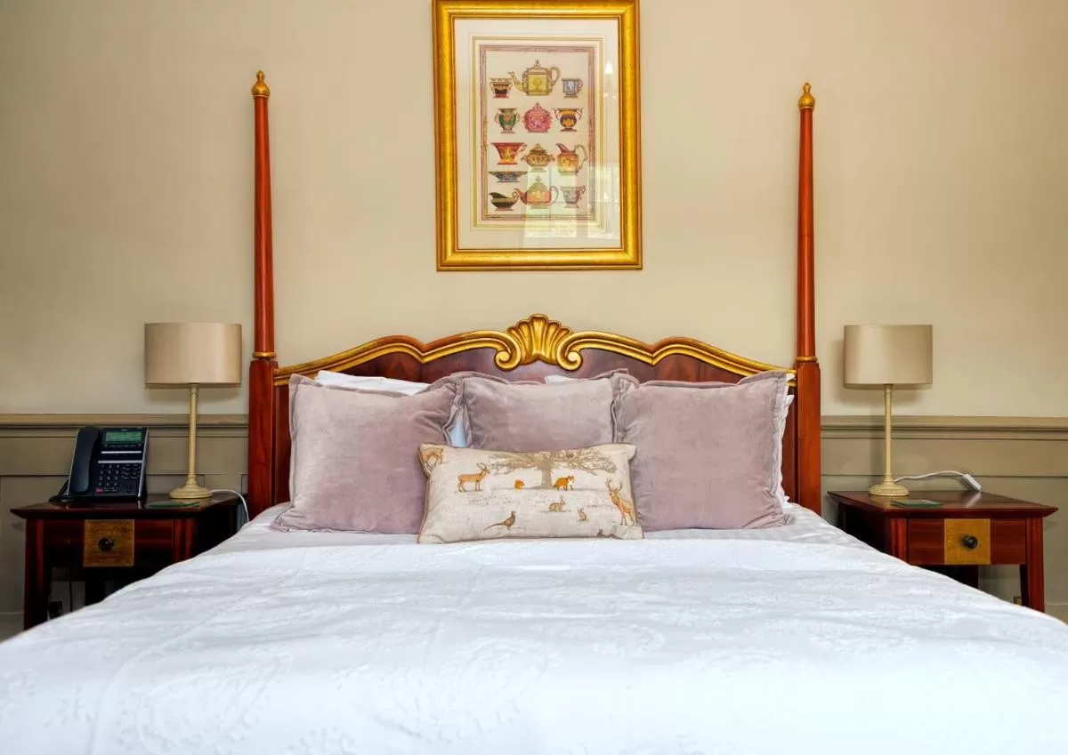 Bed in Willington Hall Hotel