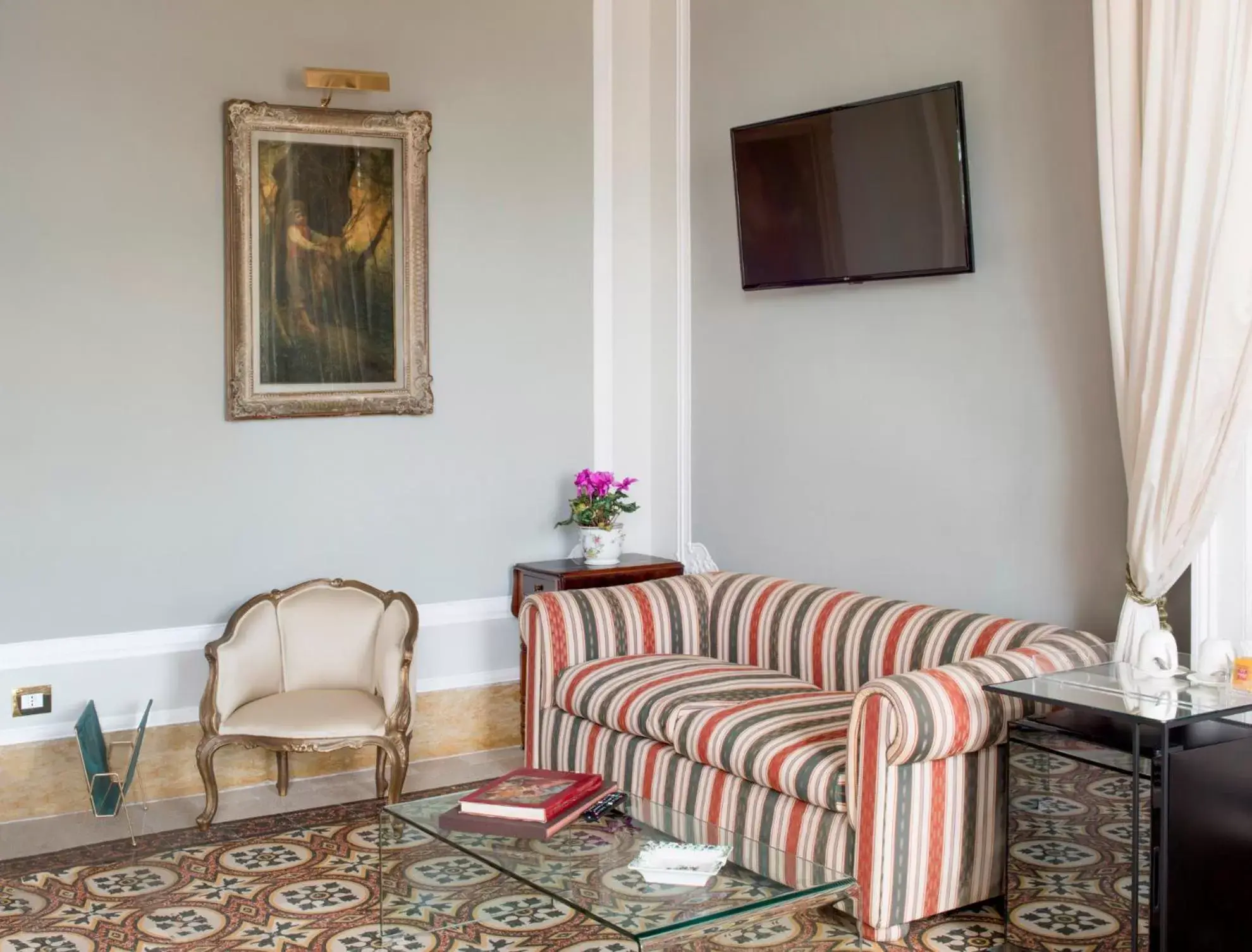 Seating Area in Vittoria - house of charme