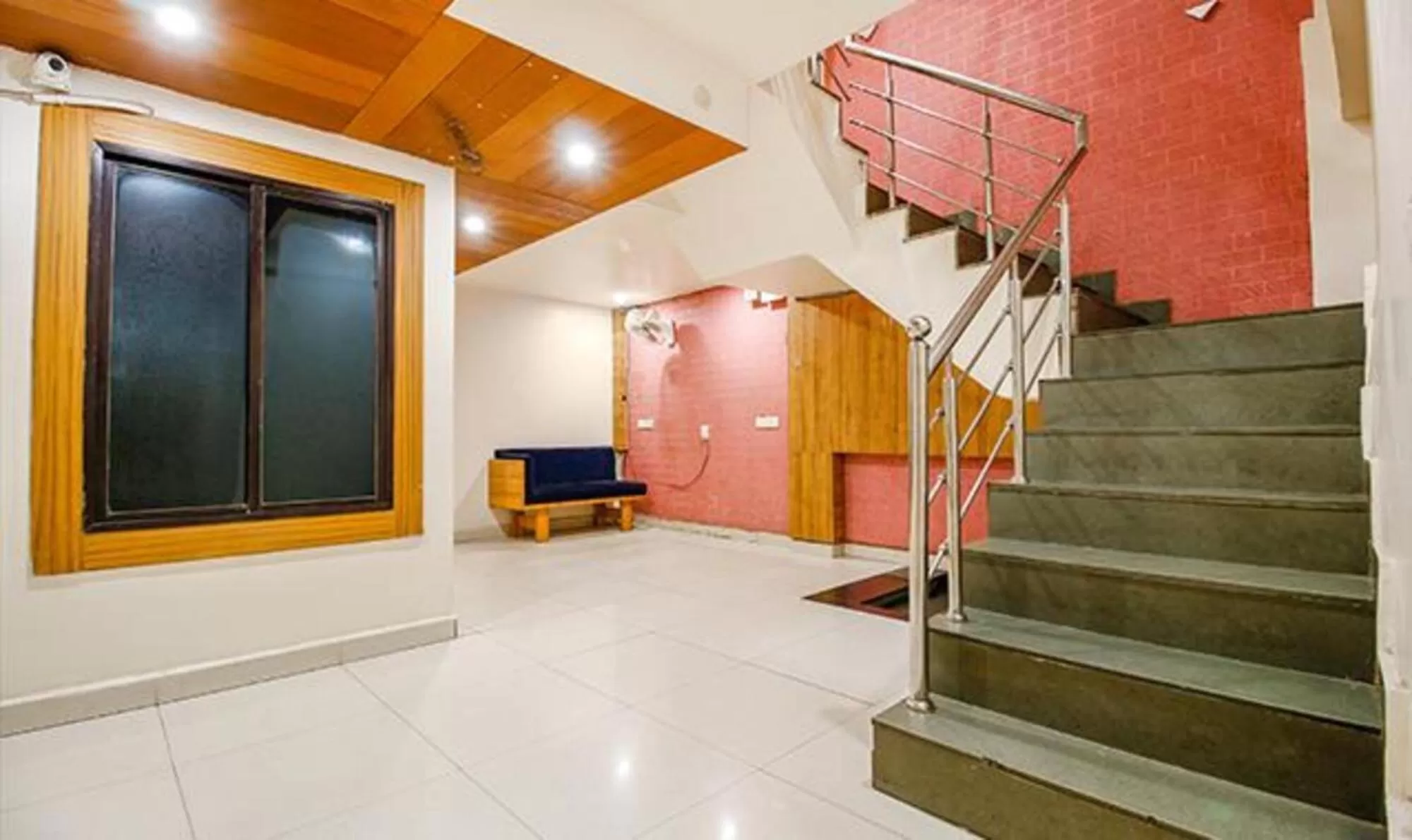 Lobby or reception in FabExpress Sunshine Regency