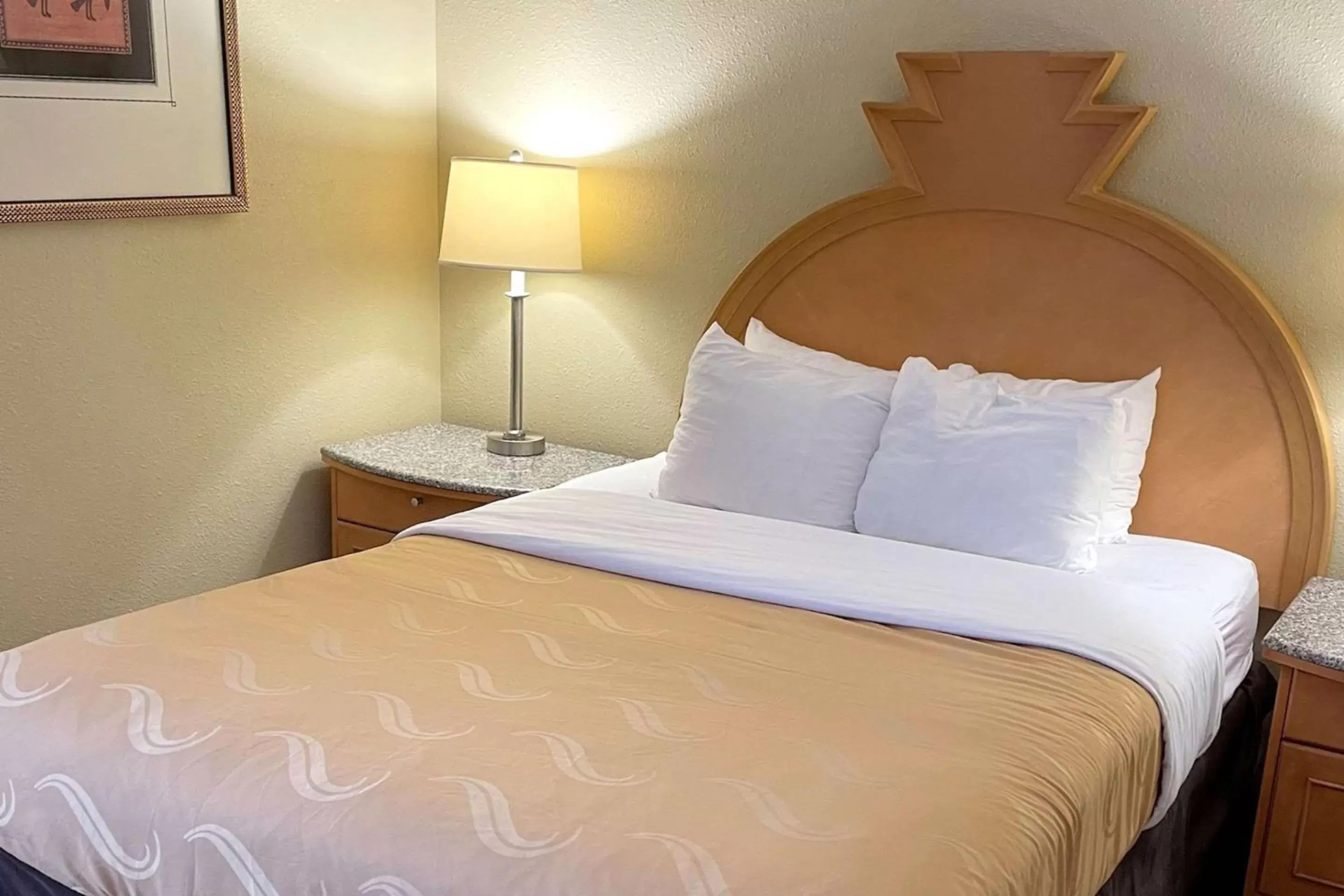 Bedroom, Bed in Quality Inn & Suites Greenfield I-70