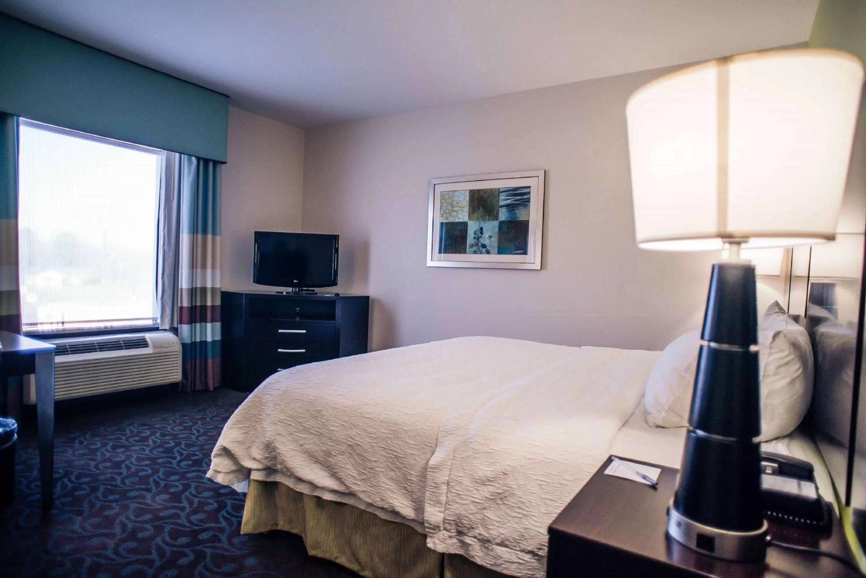 Bed in Hampton Inn - Monticello