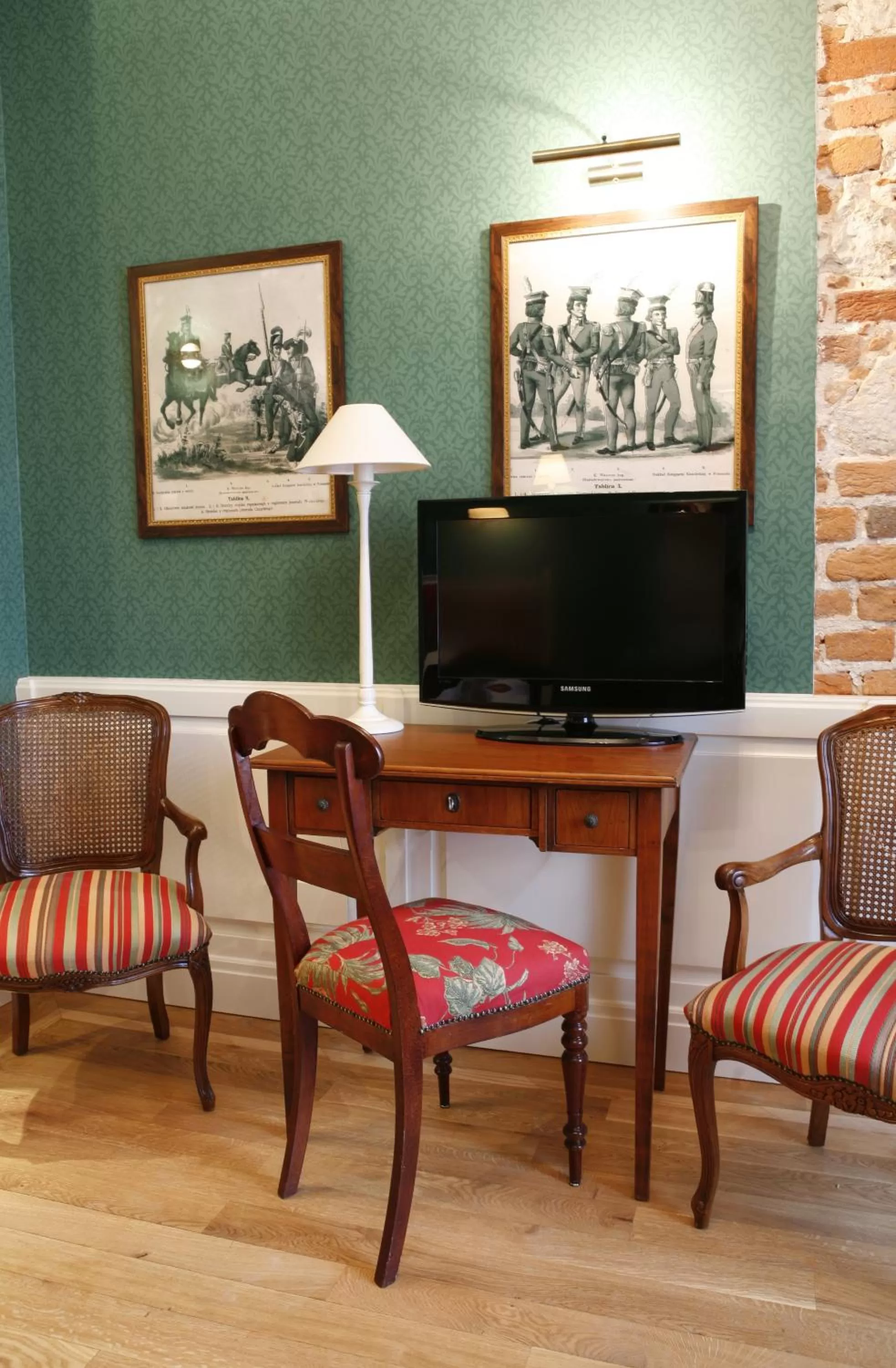 TV and multimedia in Hotel Dwór Kościuszko