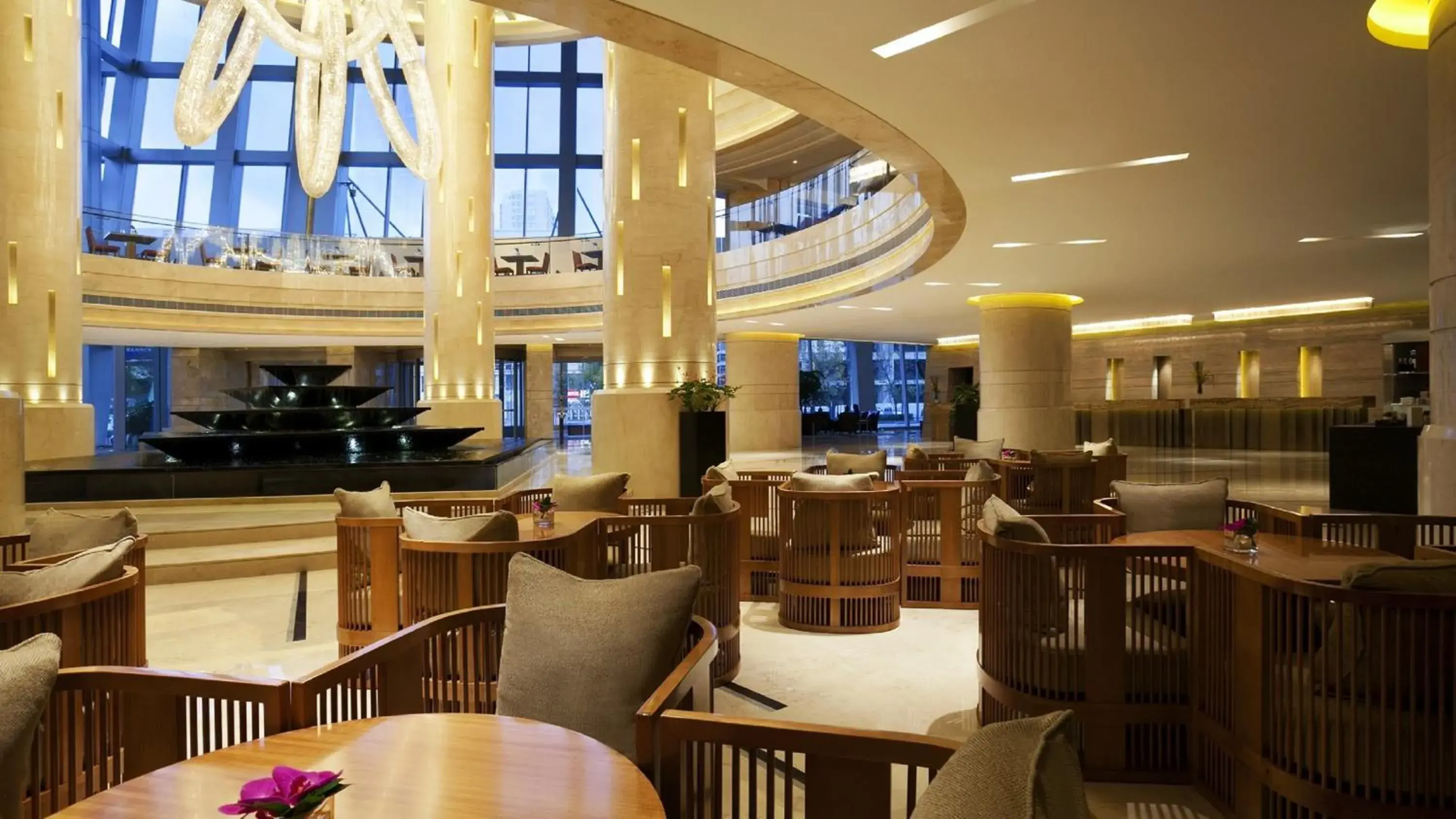 Lounge or bar, Restaurant/Places to Eat in Kempinski Hotel Taiyuan