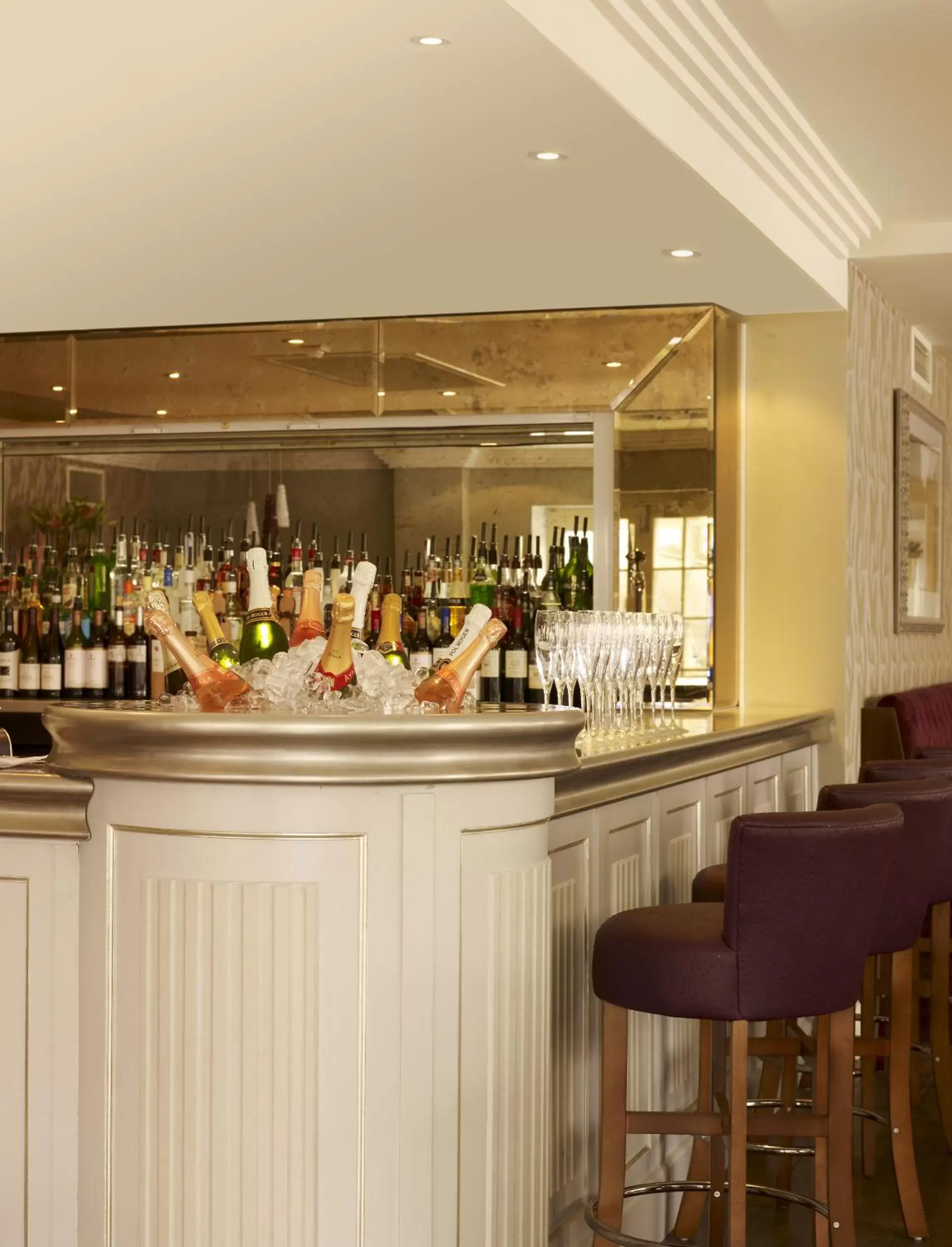 Restaurant/places to eat, Lounge/Bar in The Arden Hotel Stratford - Eden Hotel Collection