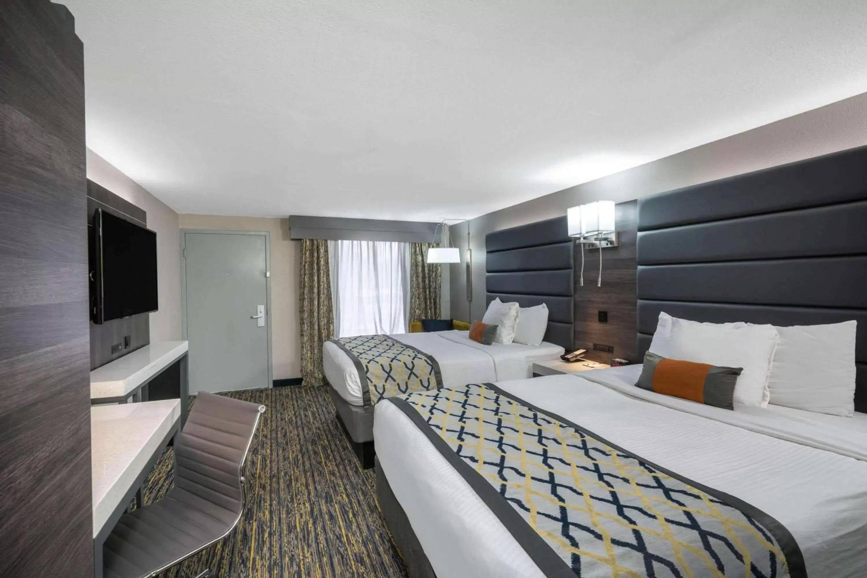 Photo of the whole room, Bed in Baymont by Wyndham Murfreesboro Photo of the whole room, Bed in Baymont by Wyndham Murfreesboro