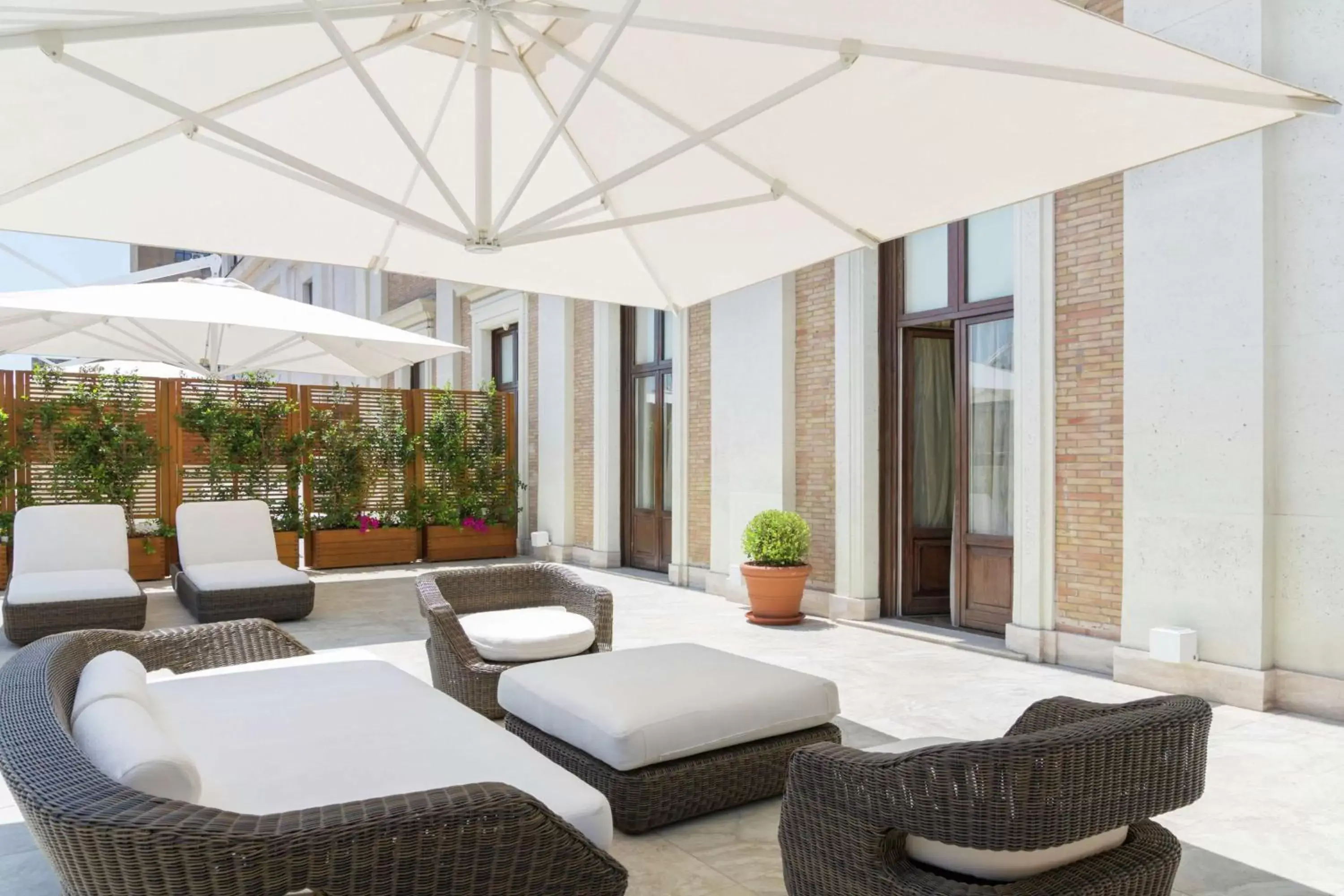 Bed, Patio/Outdoor Area in Aleph Rome Hotel, Curio Collection By Hilton
