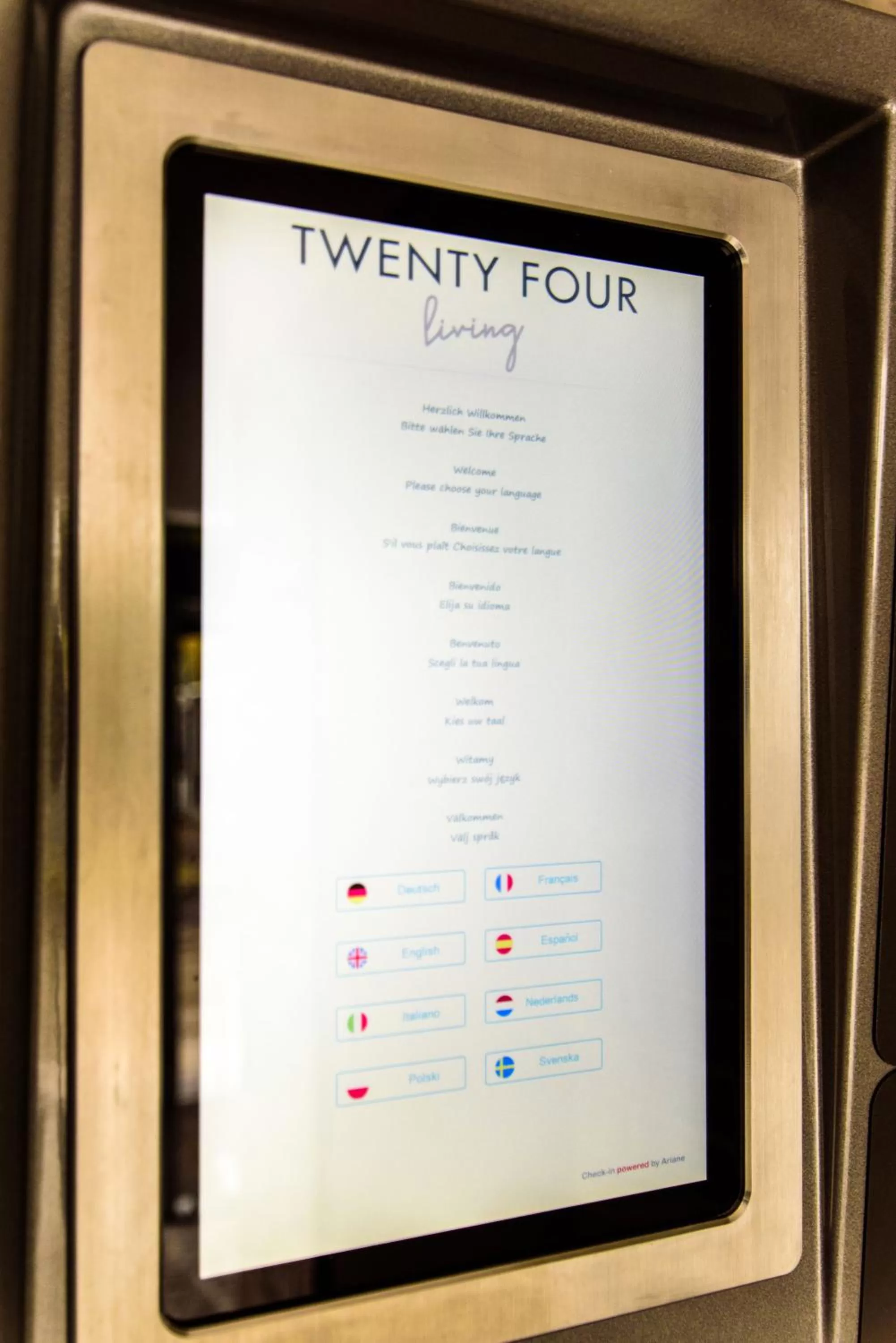 Text overlay in Hotel TwentyFour Living