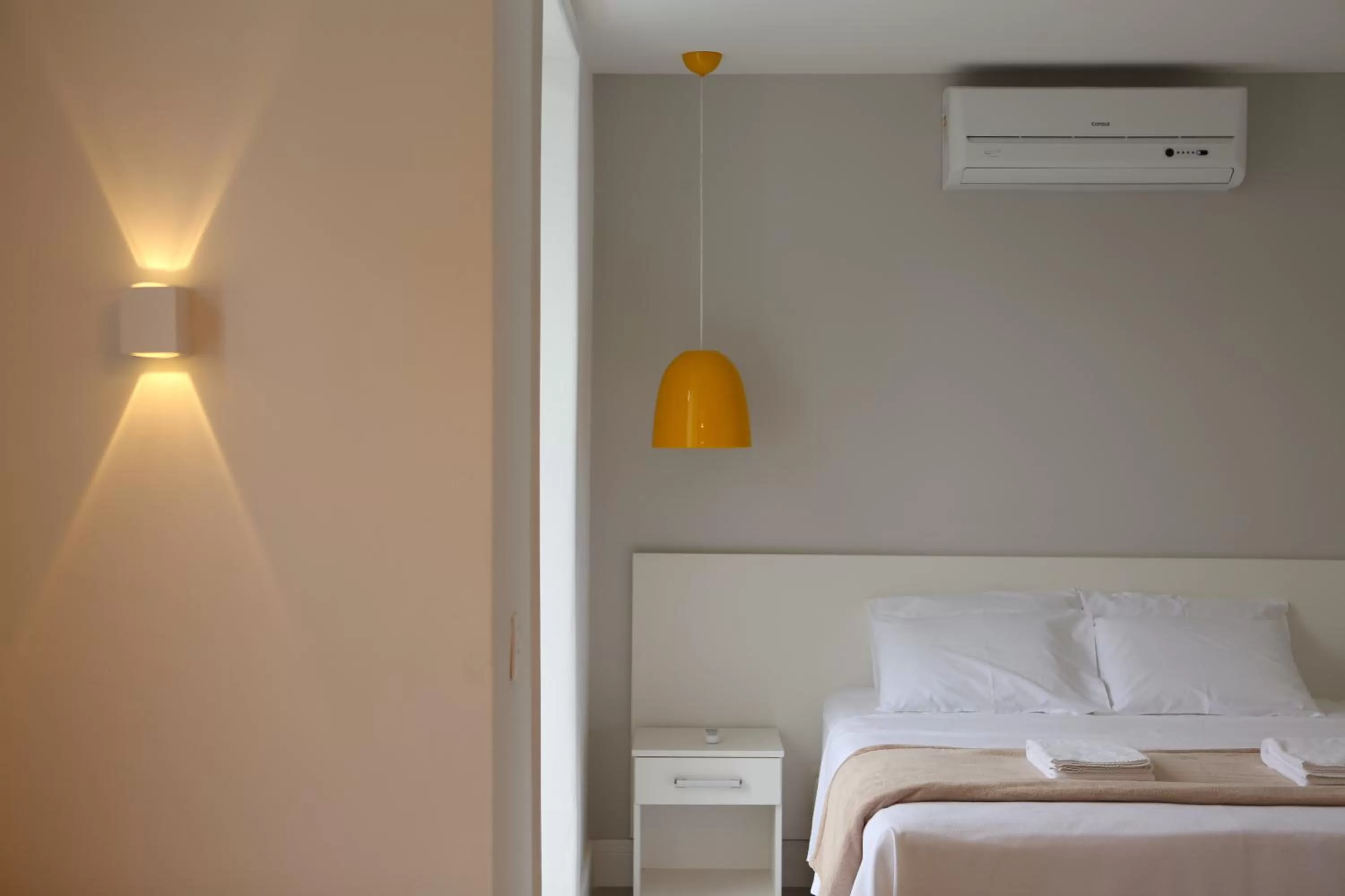 Bed in Sugar Loft Apartments